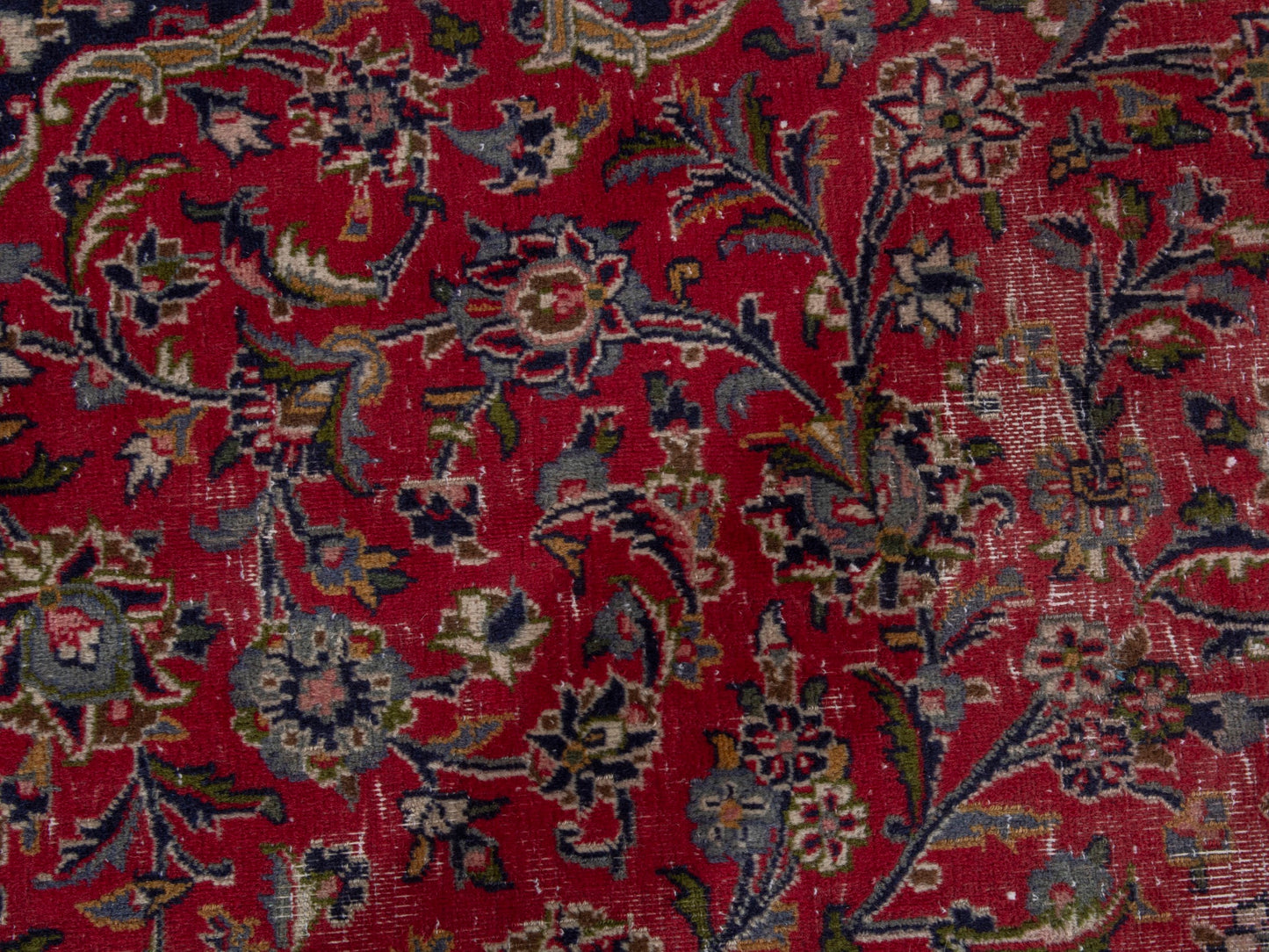 4445 - 6'11" x 10'6"