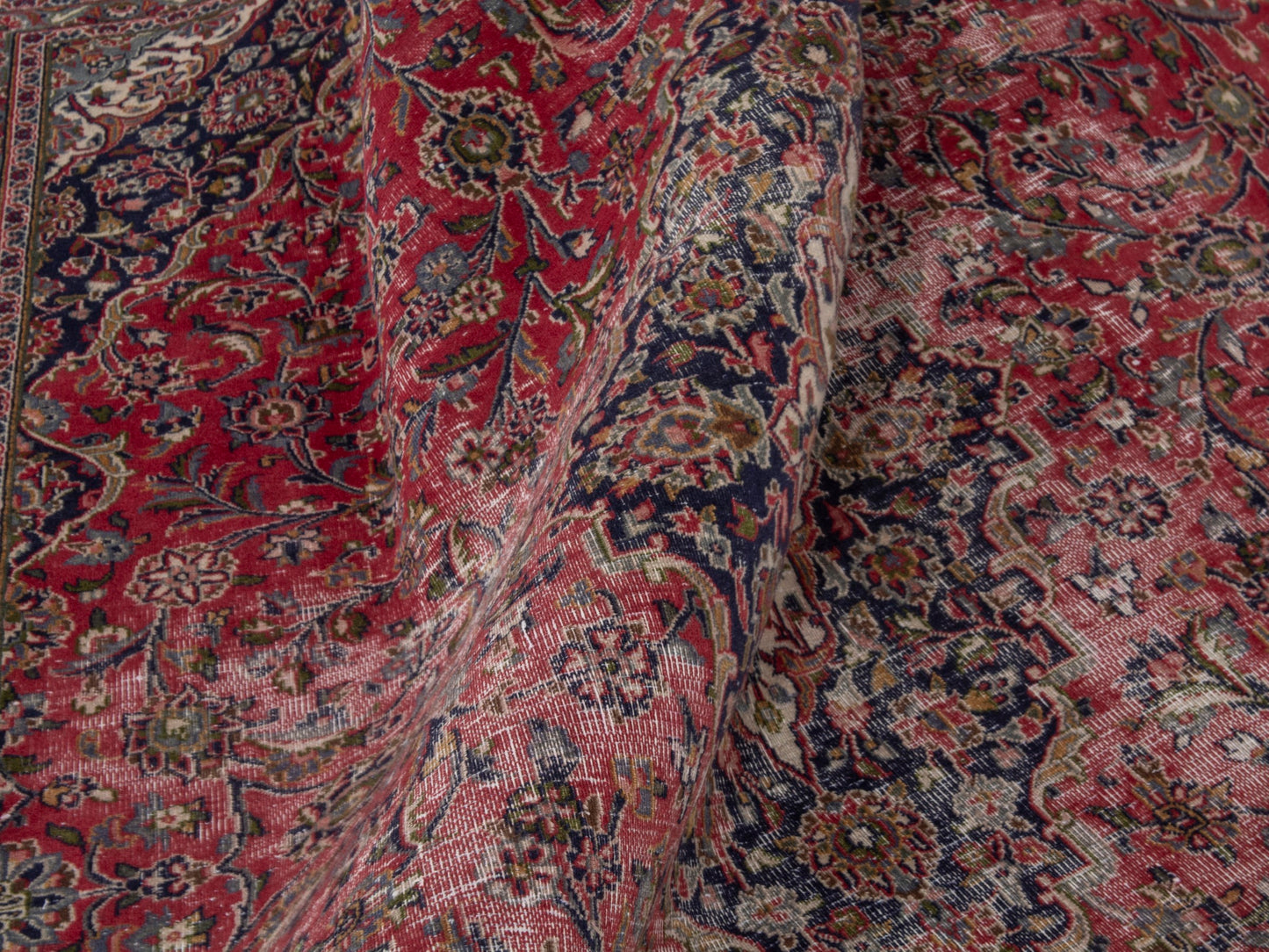 4445 - 6'11" x 10'6"