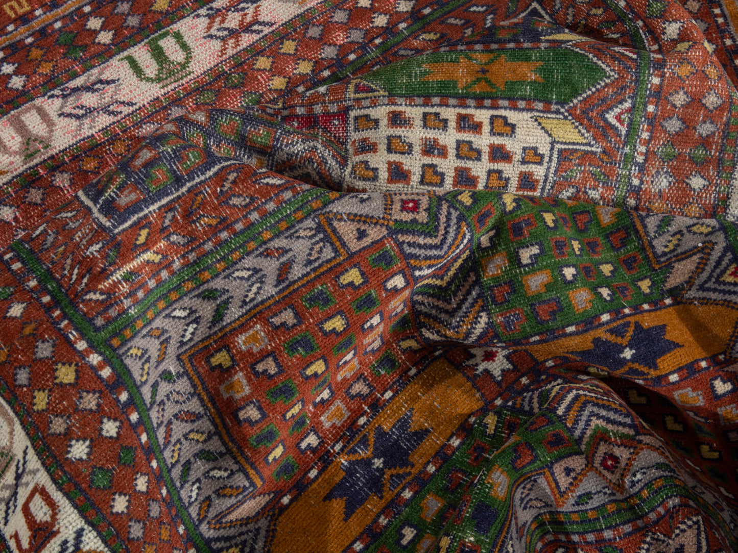 4506 - 3'11" x 5'11"