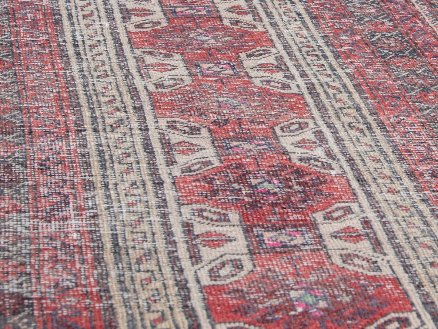 4522 - 1'10" x 5'10"