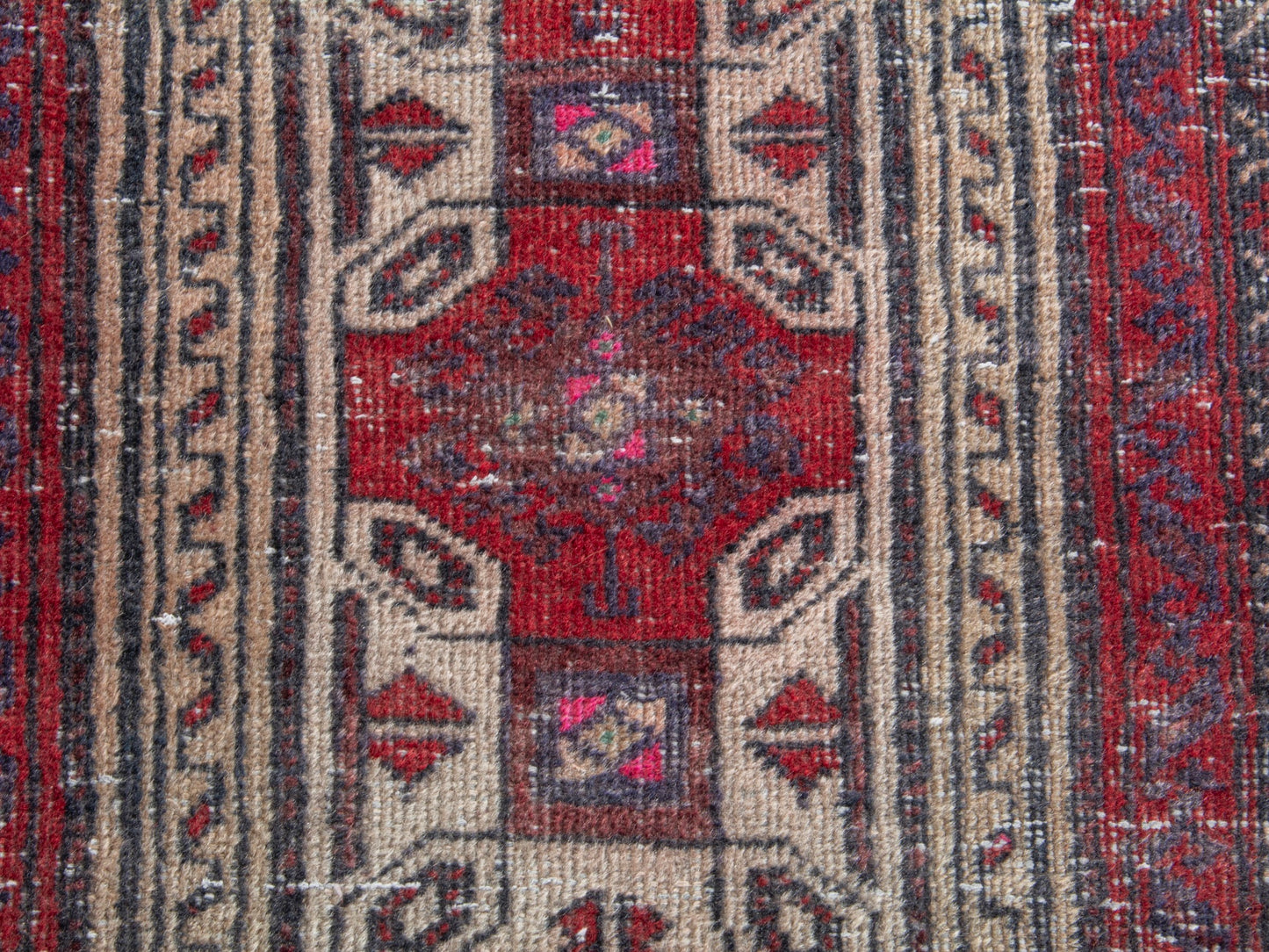 4522 - 1'10" x 5'10"