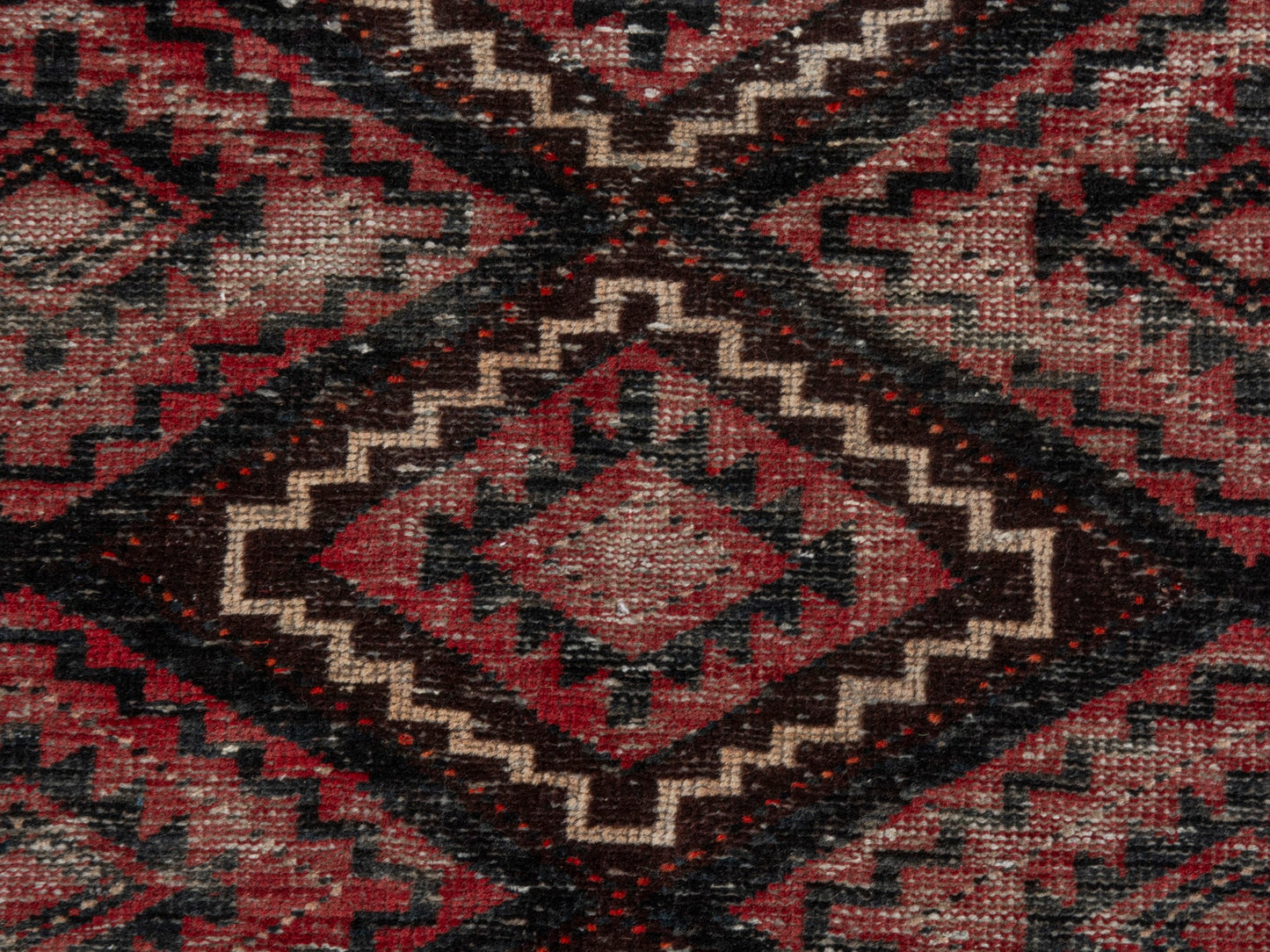 4574 - 2'11" x 5'11"