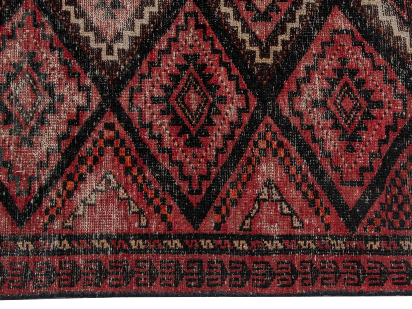 4574 - 2'11" x 5'11"