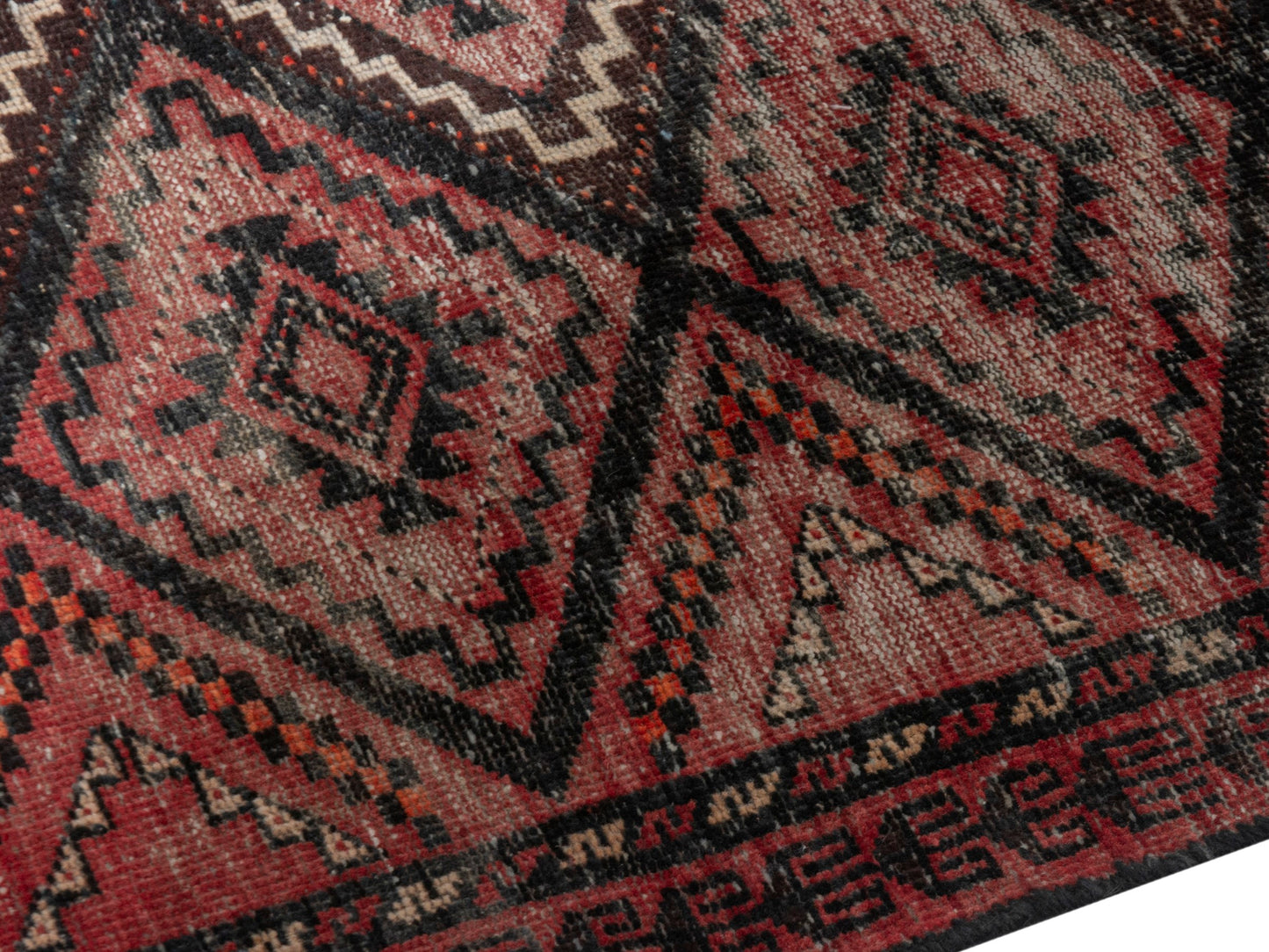 4574 - 2'11" x 5'11"