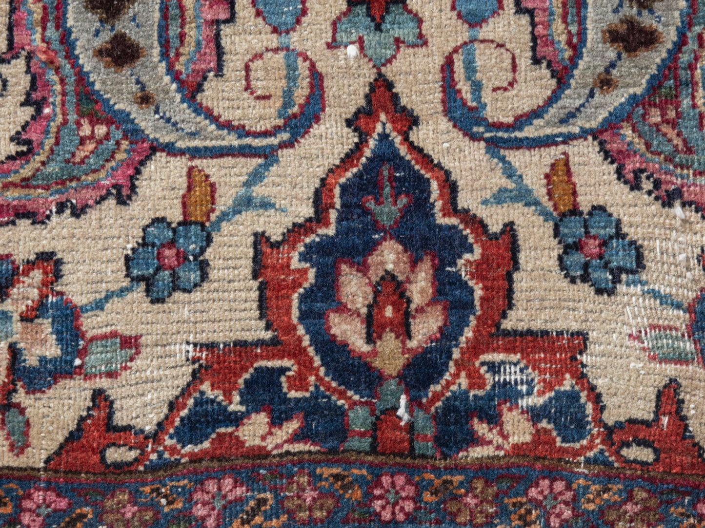 4597 - 3'11" x 6'11"