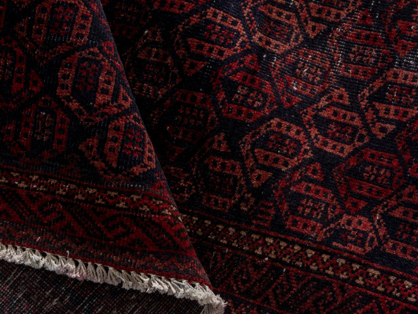 4613 - 1'11" x 4'11"