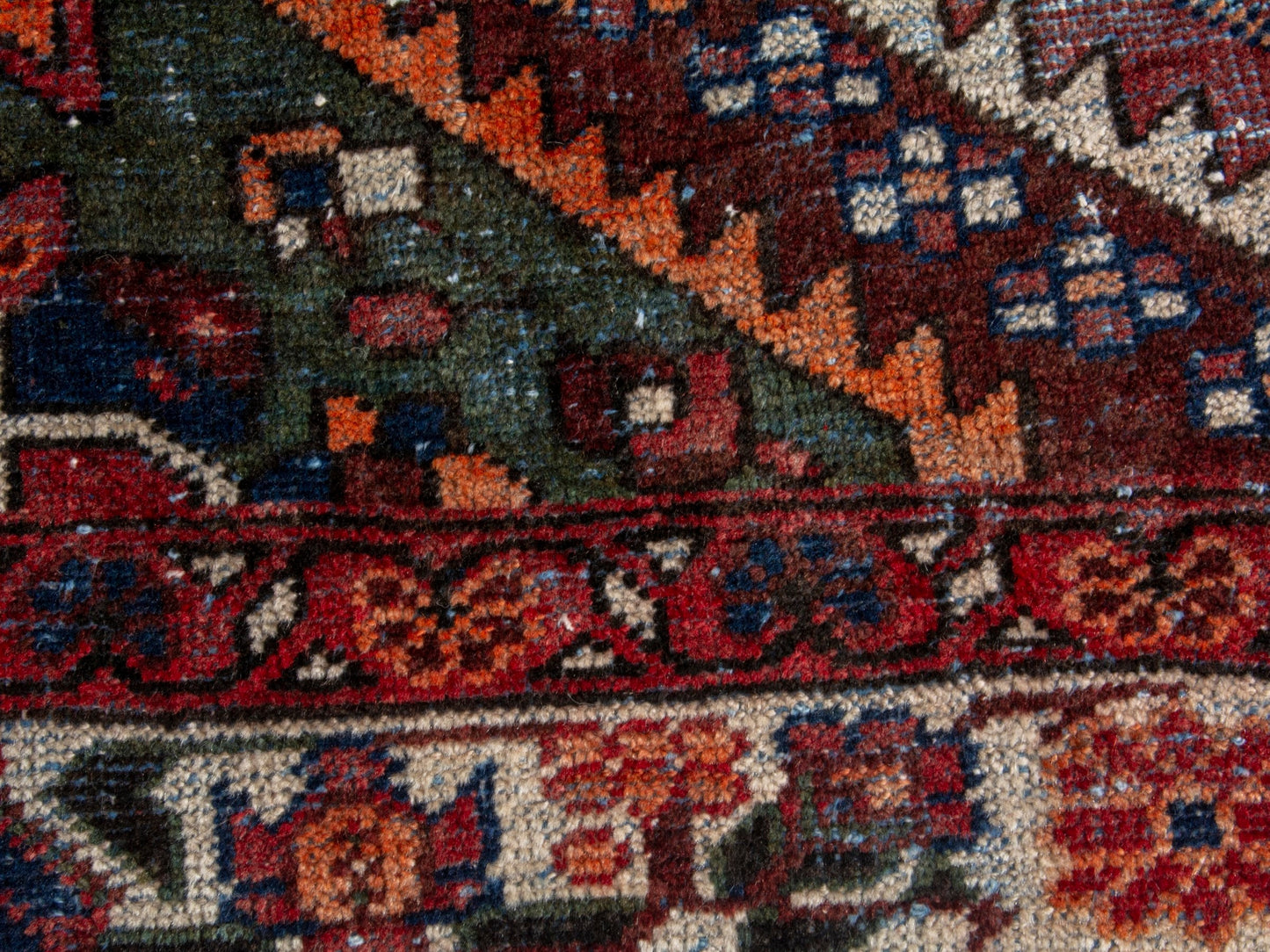 4681 - 5'6" x 10'10"