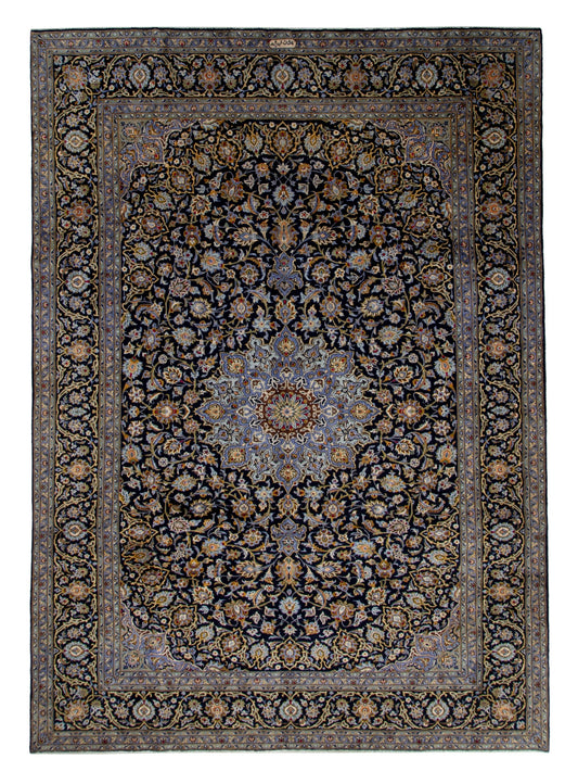 4702 - 9'11" x 13'5"