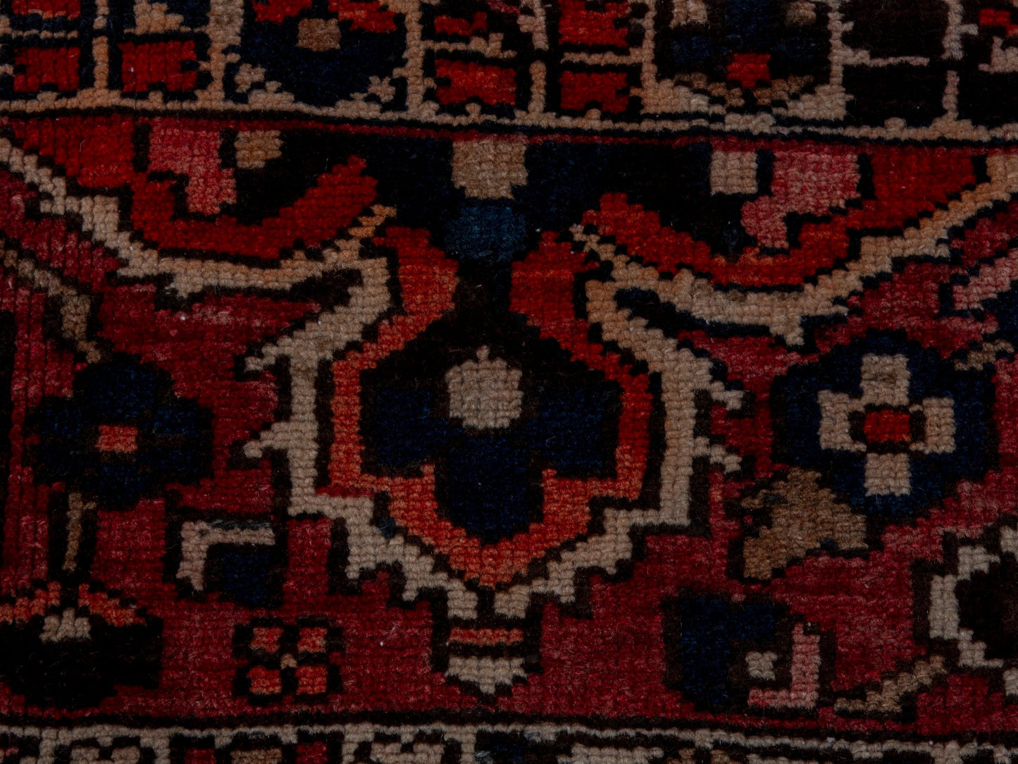 4710 - 10'3" x 12'8"