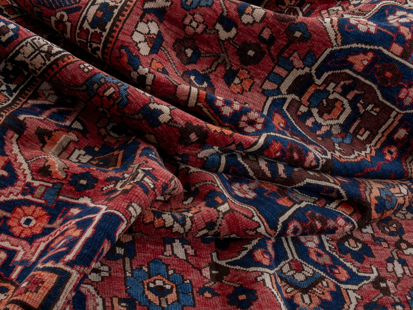 4710 - 10'3" x 12'8"