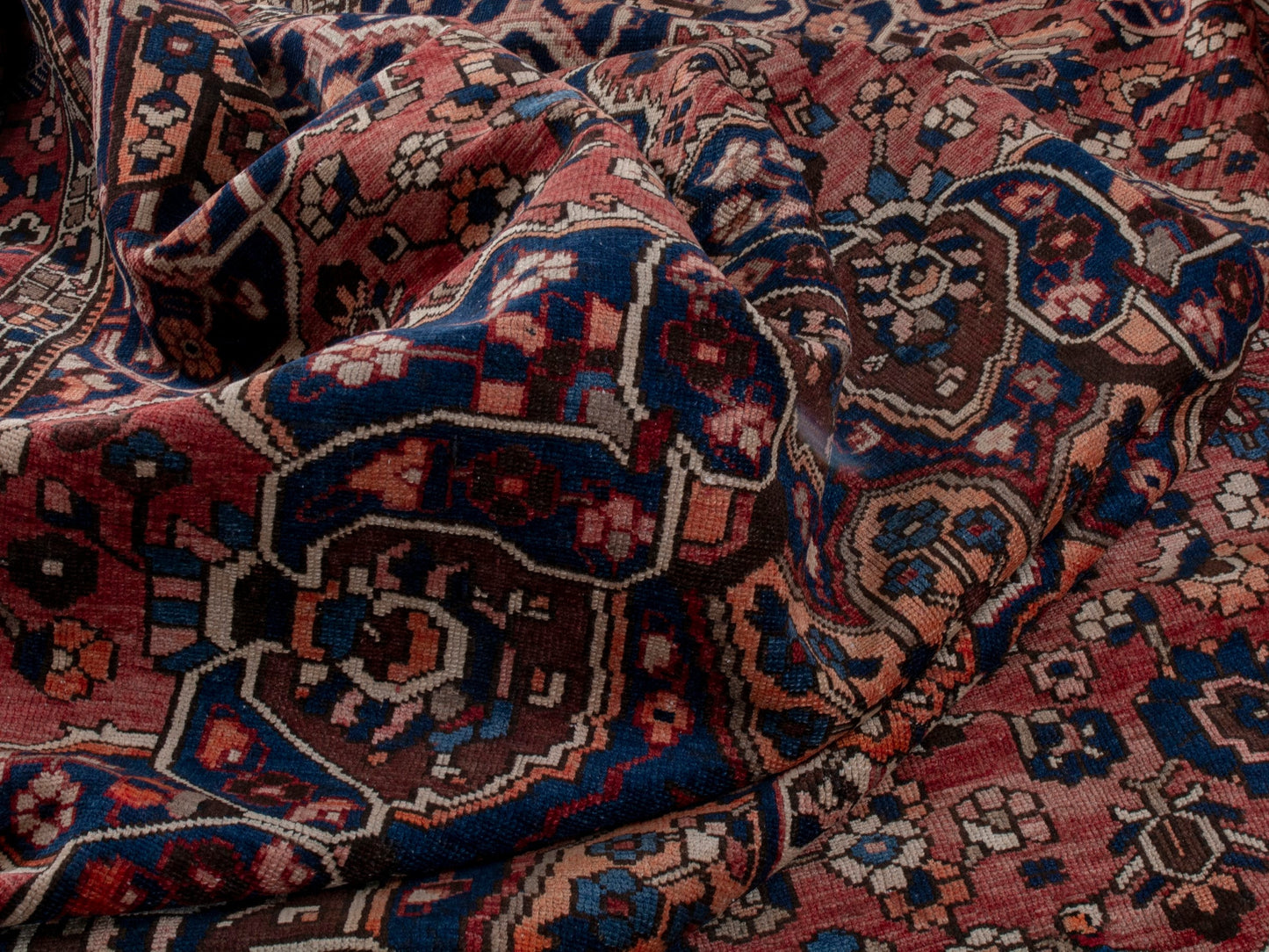 4710 - 10'3" x 12'8"