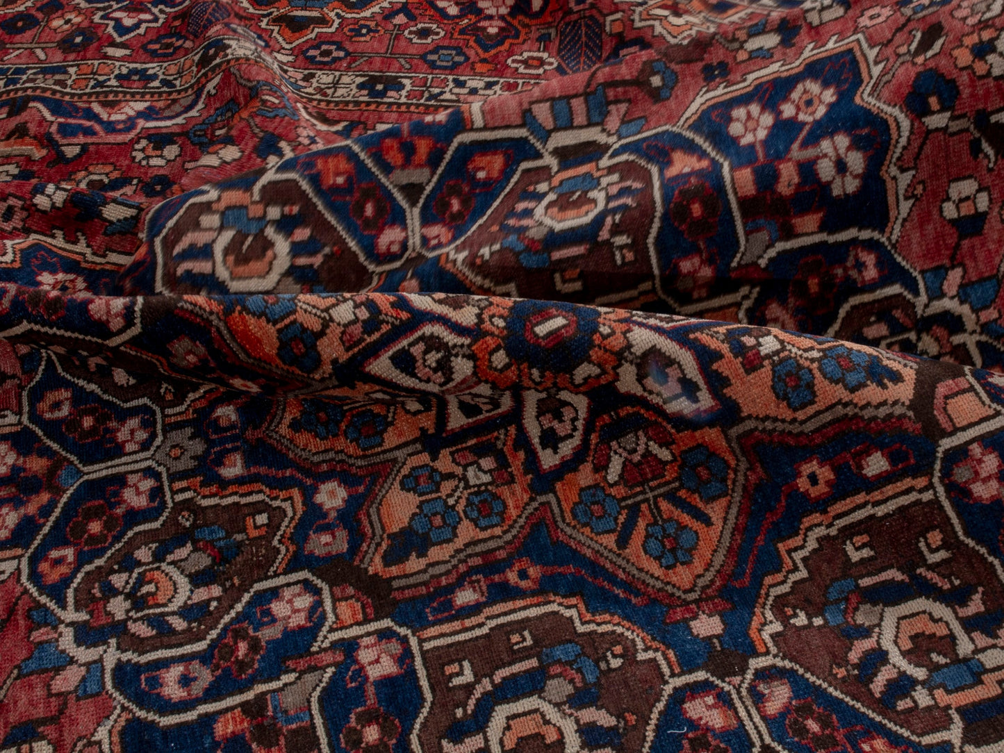 4710 - 10'3" x 12'8"