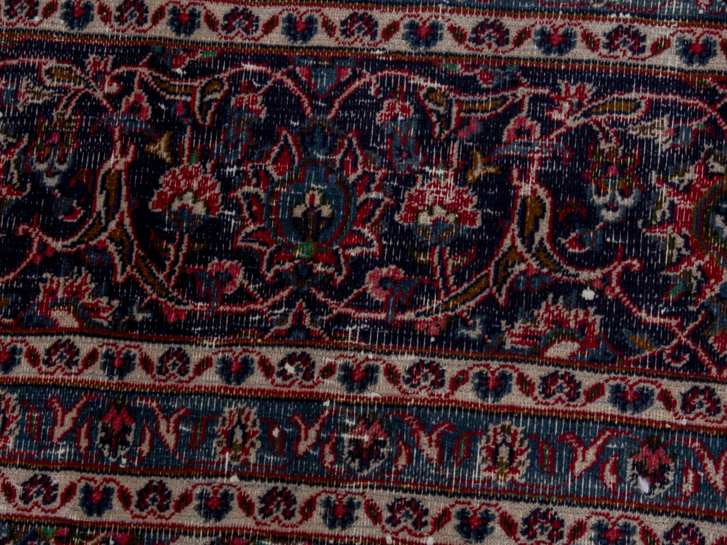 4713 - 9'10" x 12'6"