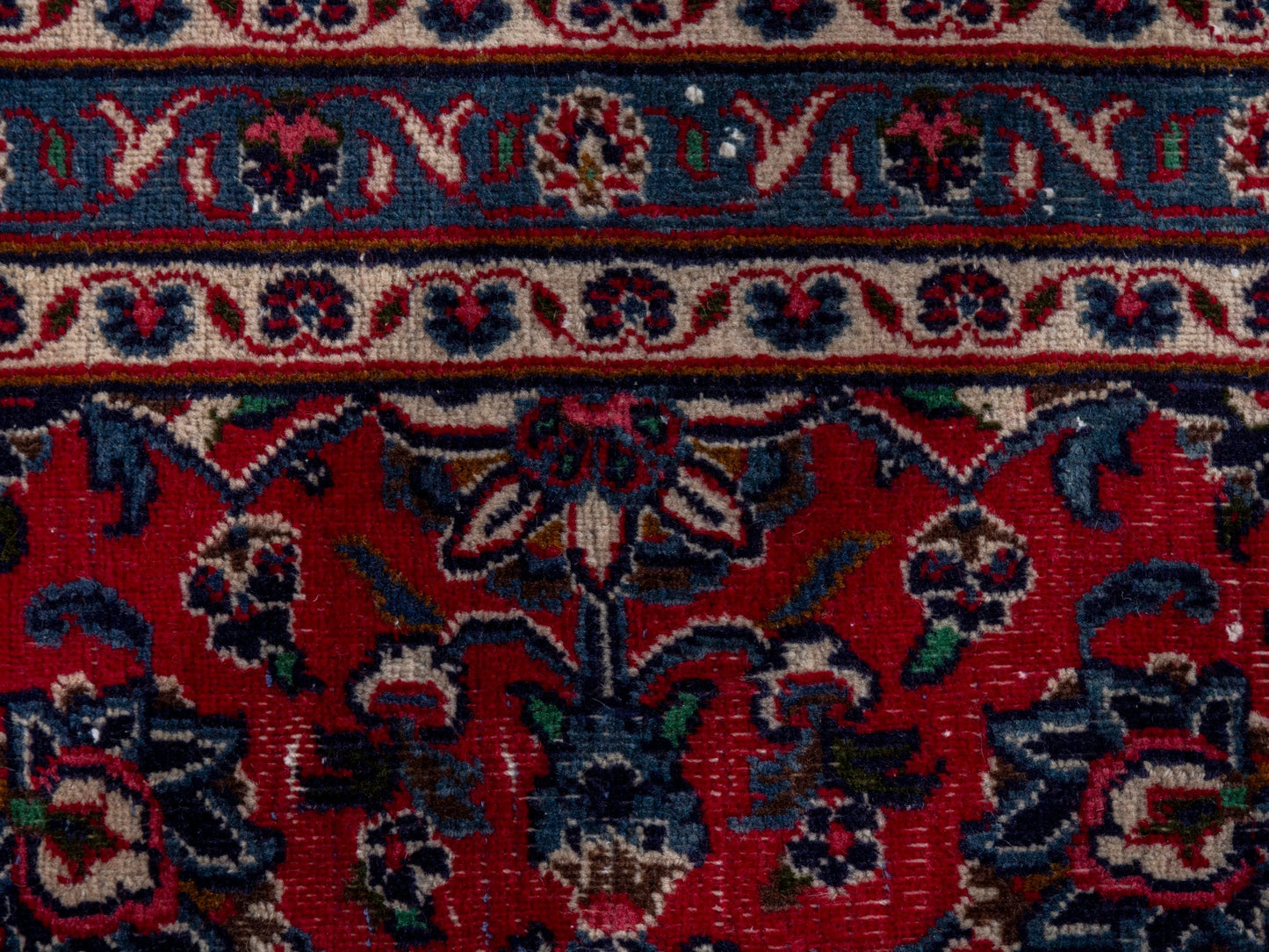 4713 - 9'10" x 12'6"