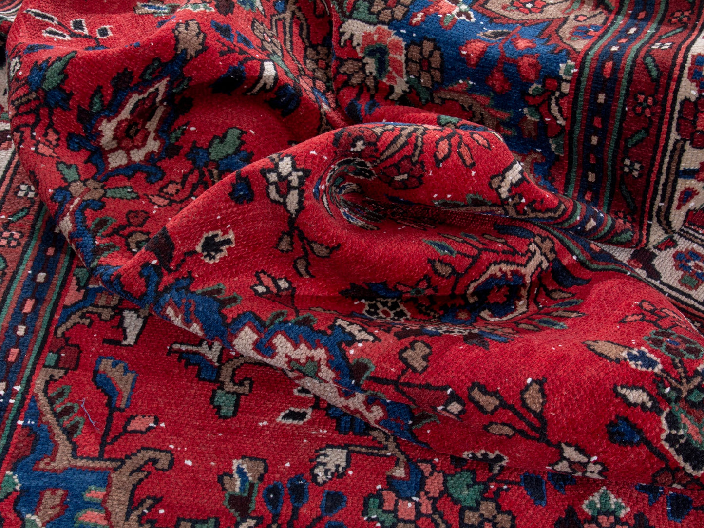 4714 - 6'11" x 10'4"