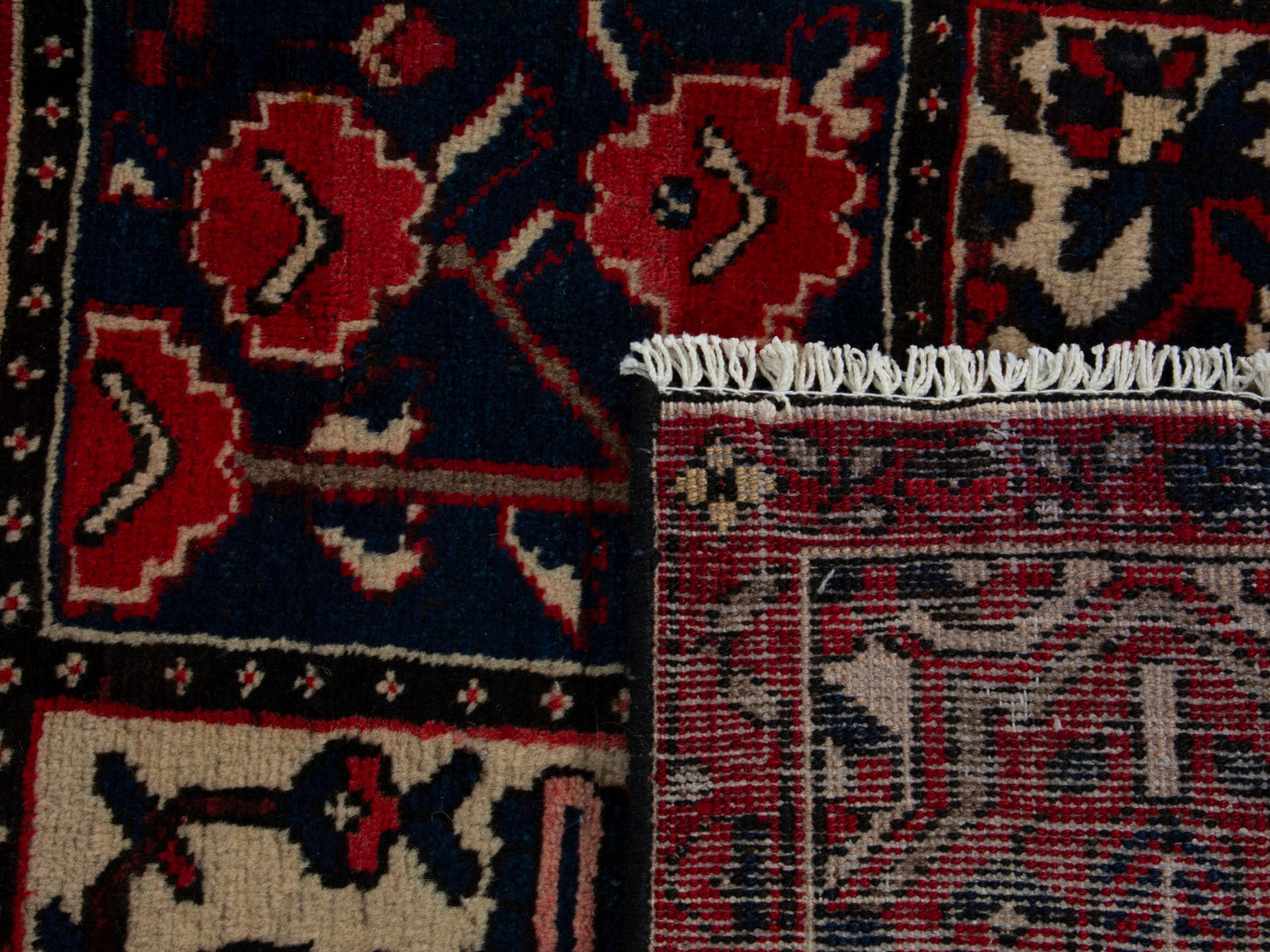 4715 - 6'11" x 10'2"