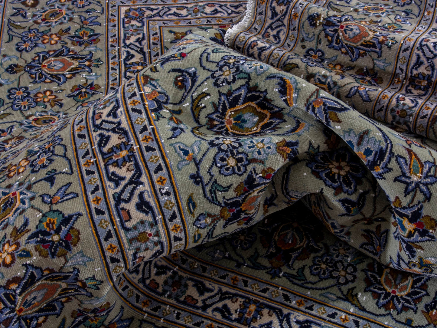 4716 - 10'1" x 13'7"