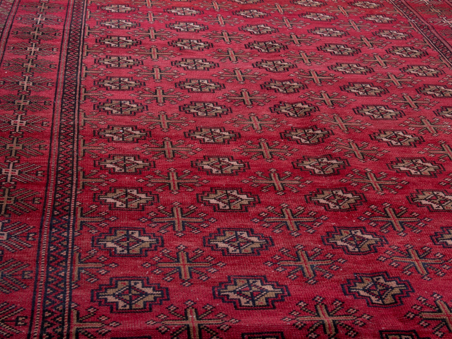 4734 - 4'10" x 10'1"