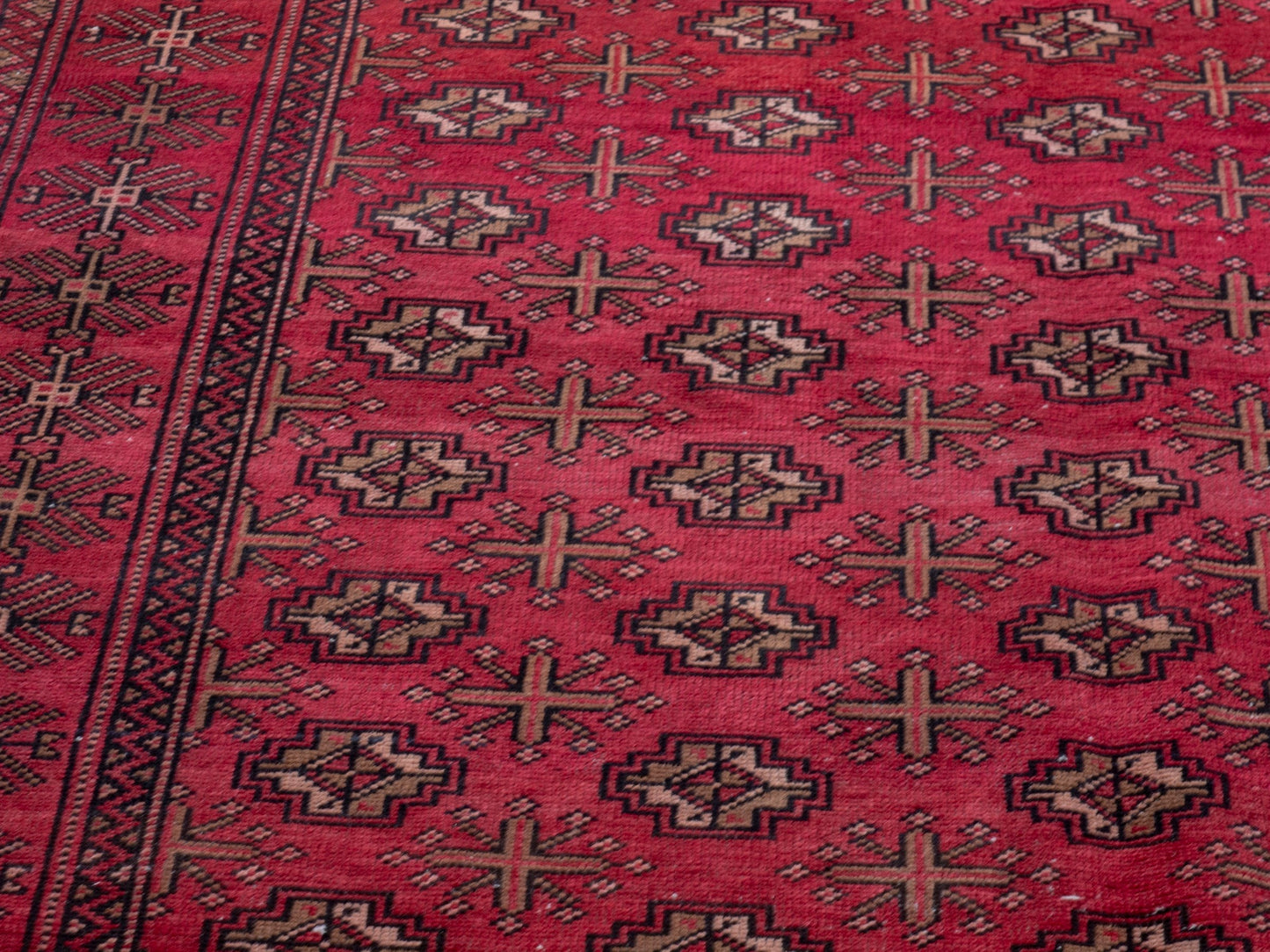 4734 - 4'10" x 10'1"