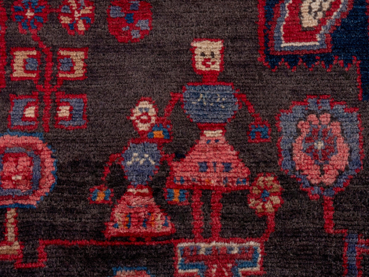 4744 - 5'10" x 10'10"