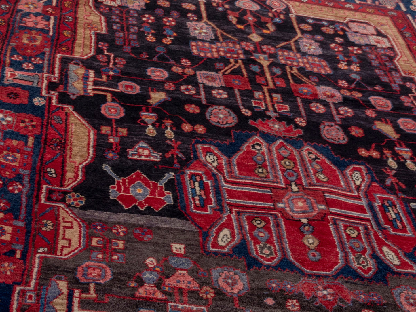 4744 - 5'10" x 10'10"