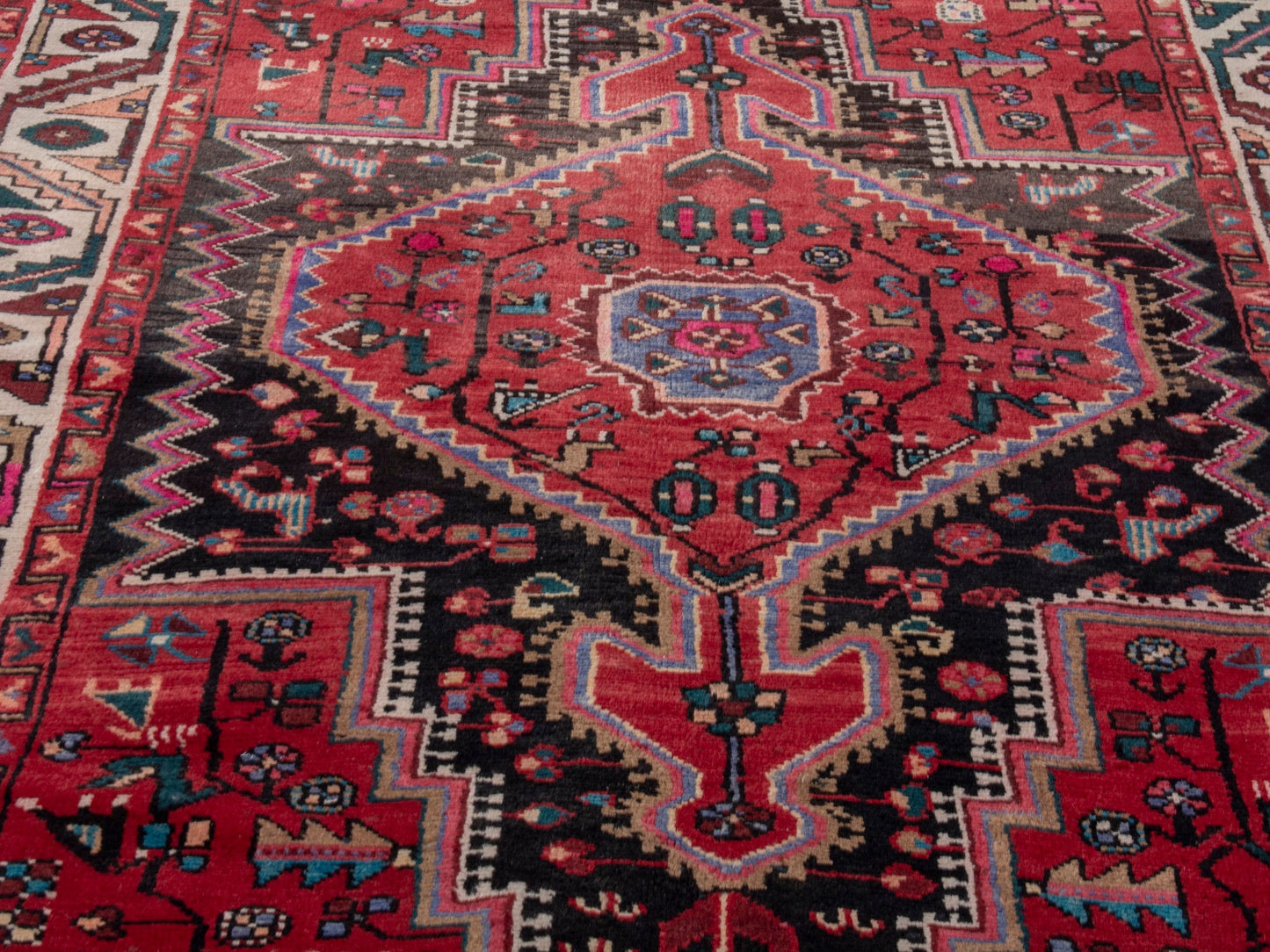 4769 - 4'11" x 10'3"