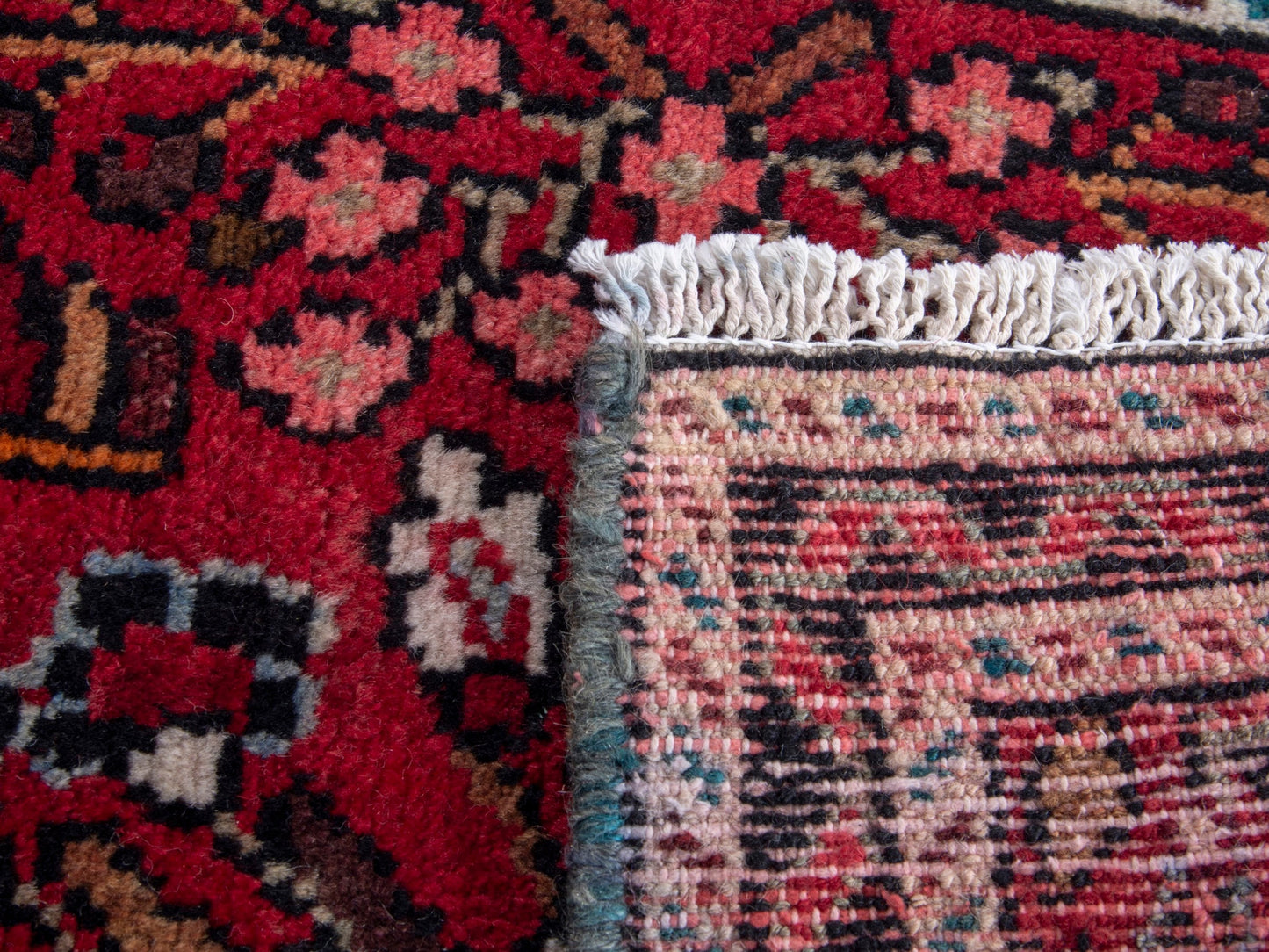 4787 - 1'10" x 2'11"