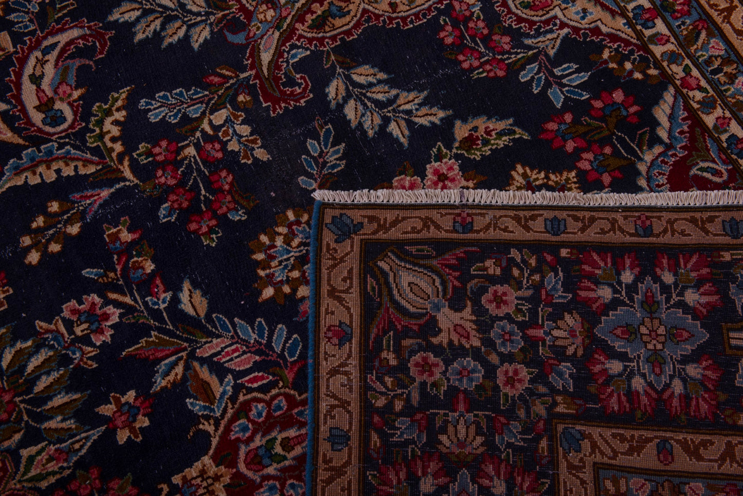 5110 - 8'11" x 12'10"