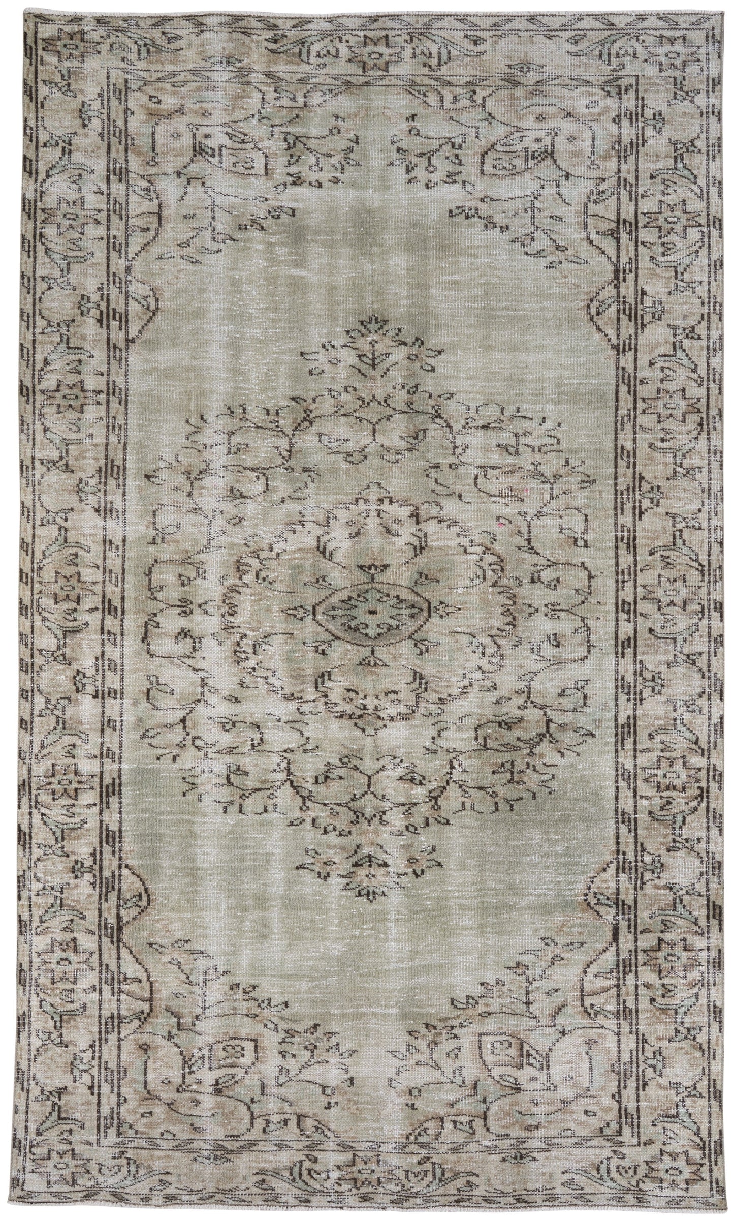 8009 - 5'11" x 9'11"