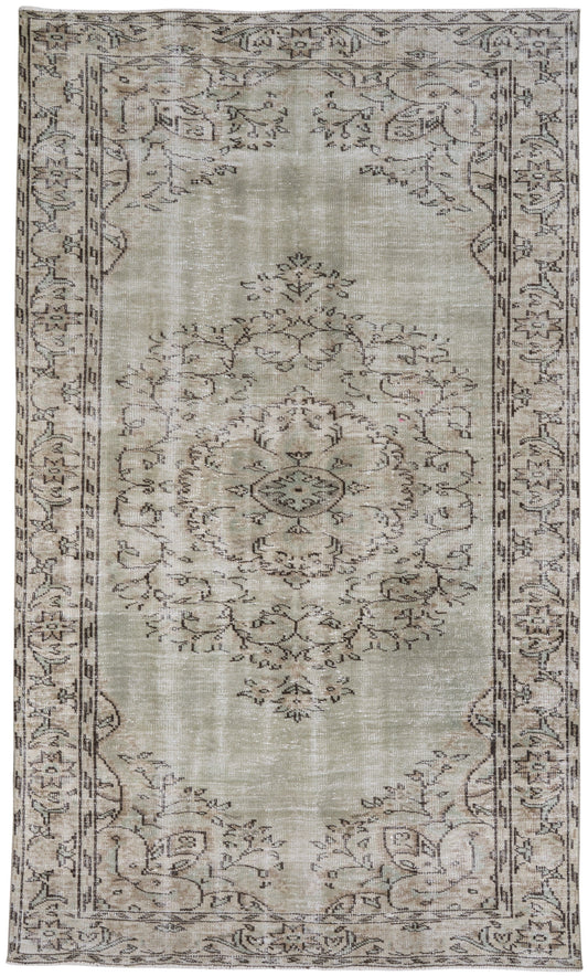 8009 - 5'11" x 9'11"