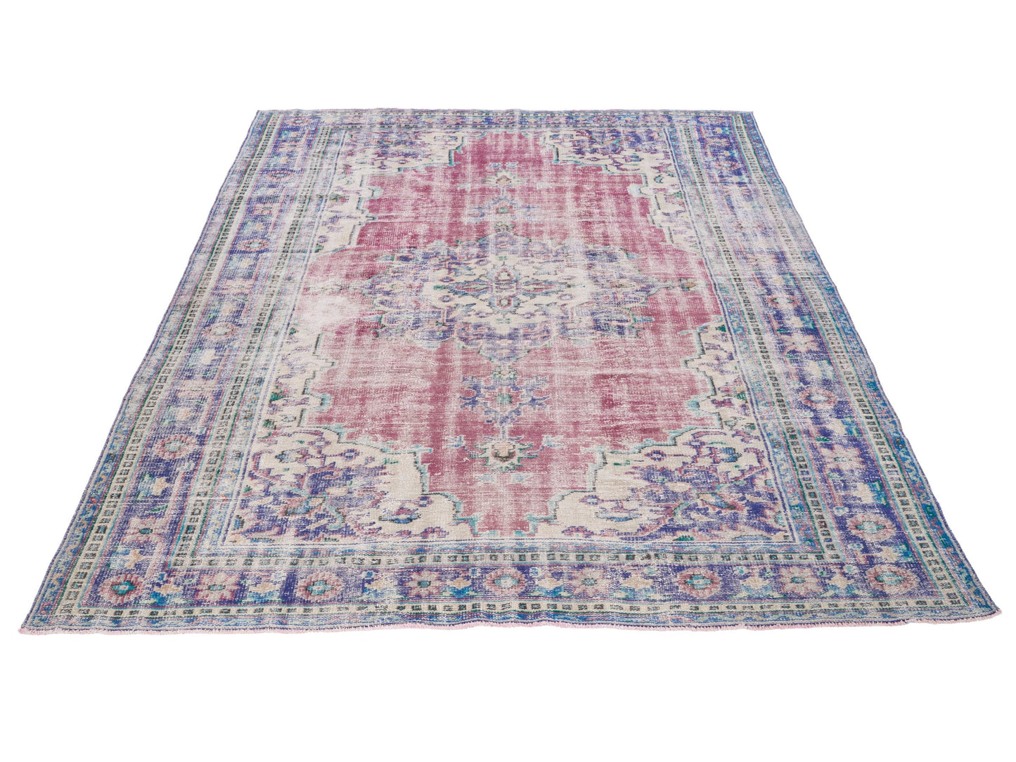 8432 - 6'10" x 10'6"