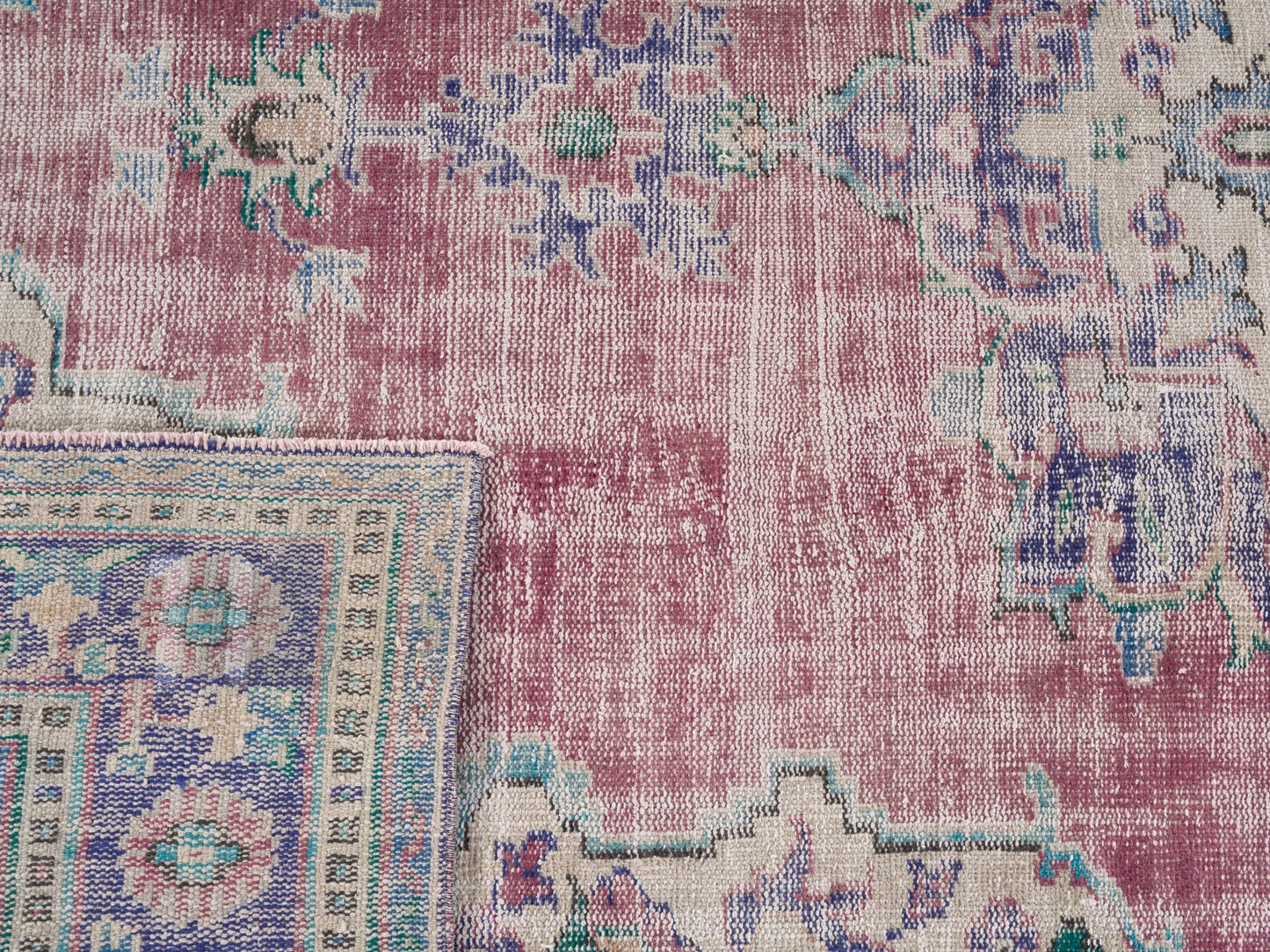 8432 - 6'10" x 10'6"