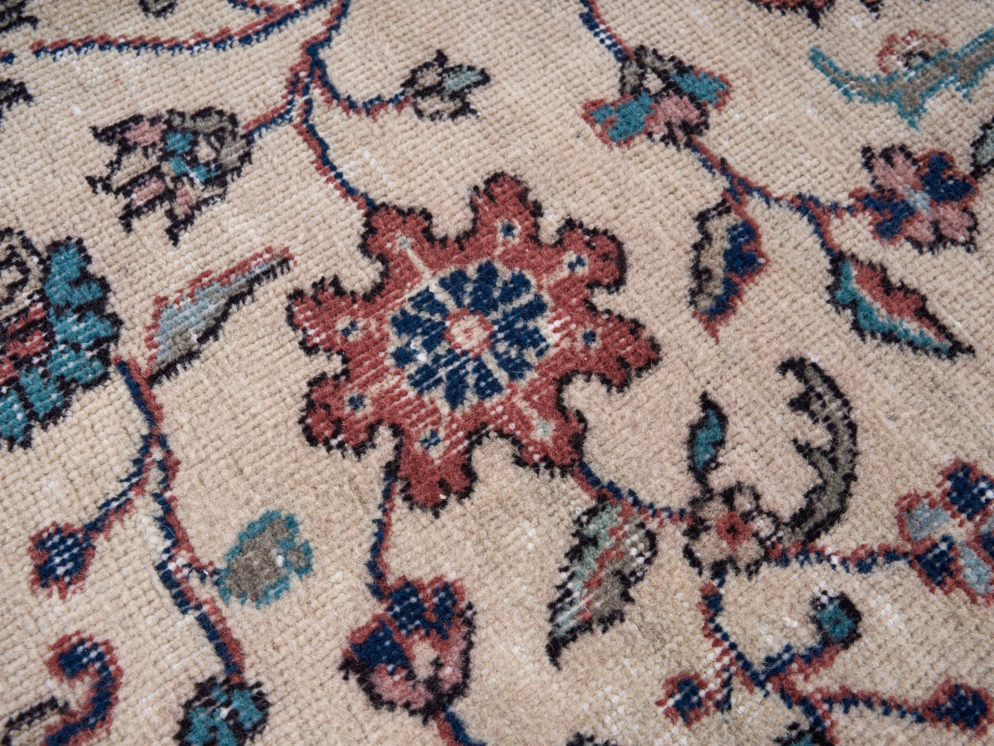 8312 - 6'11" x 10'6"