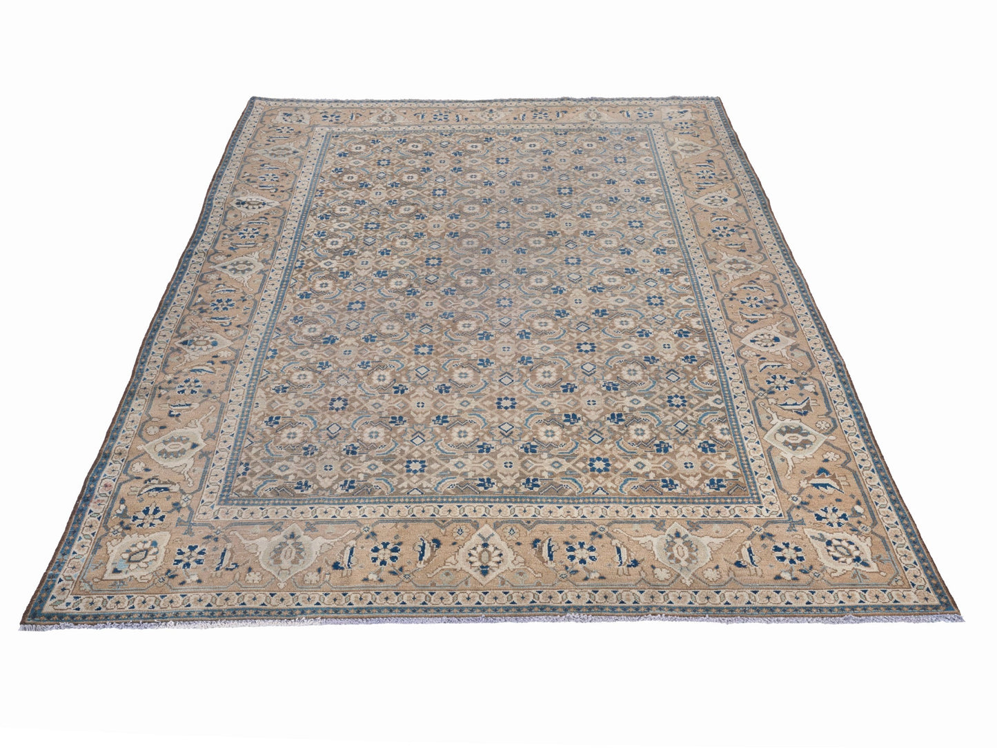 8990 - 6'11" x 10'3"