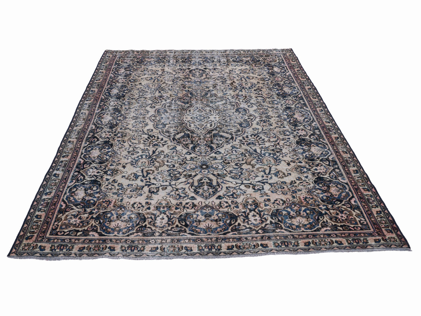 8996 - 7'10" x 10'11"