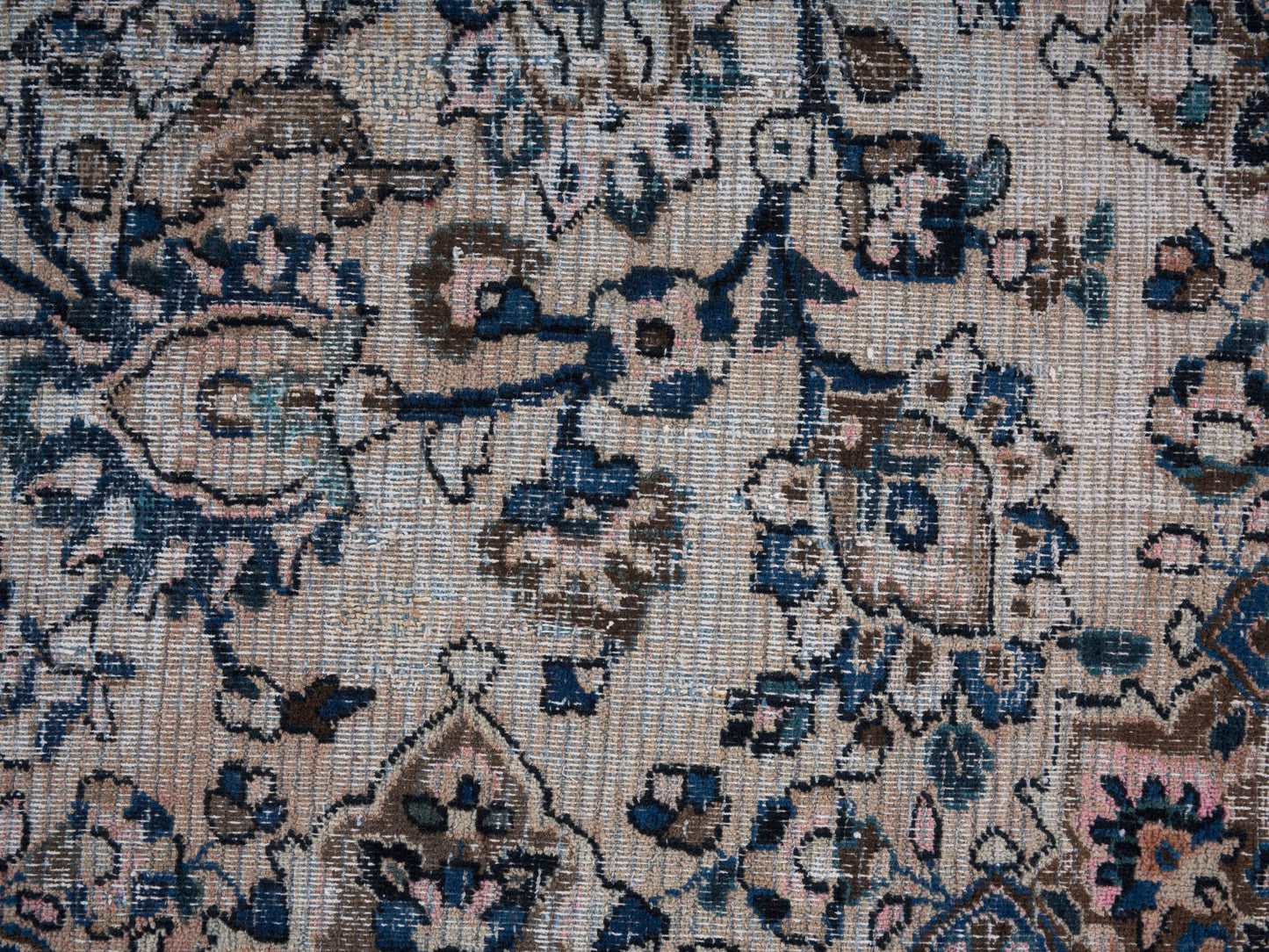 8996 - 7'10" x 10'11"