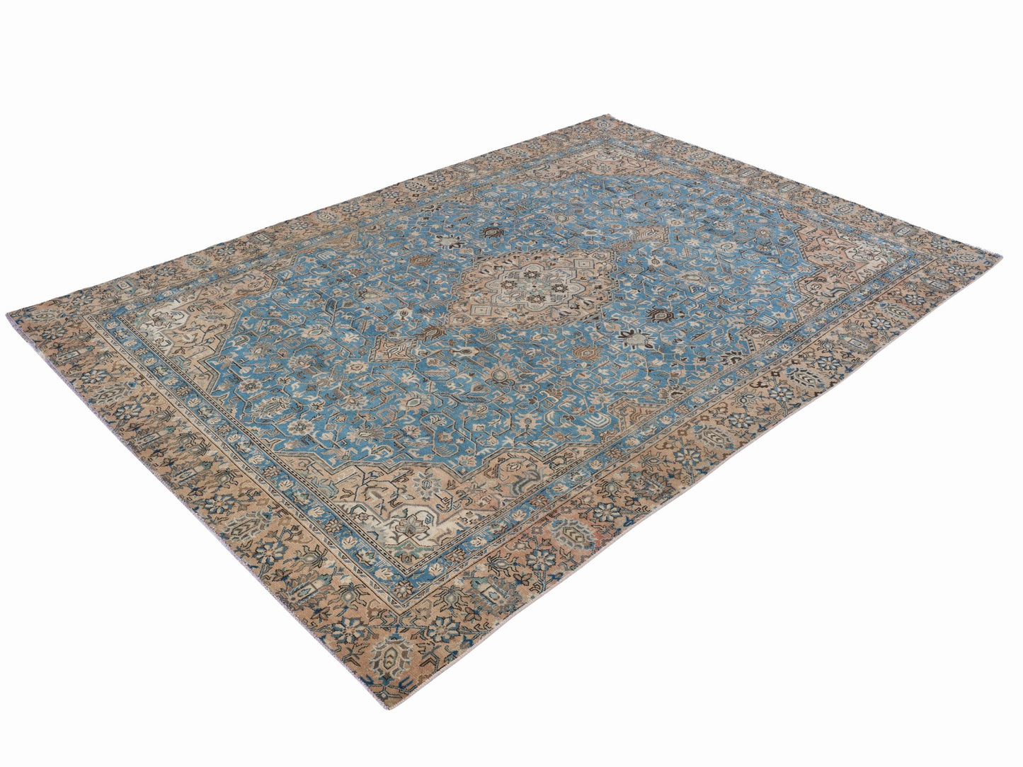 8982 - 7'11" x 11'9"