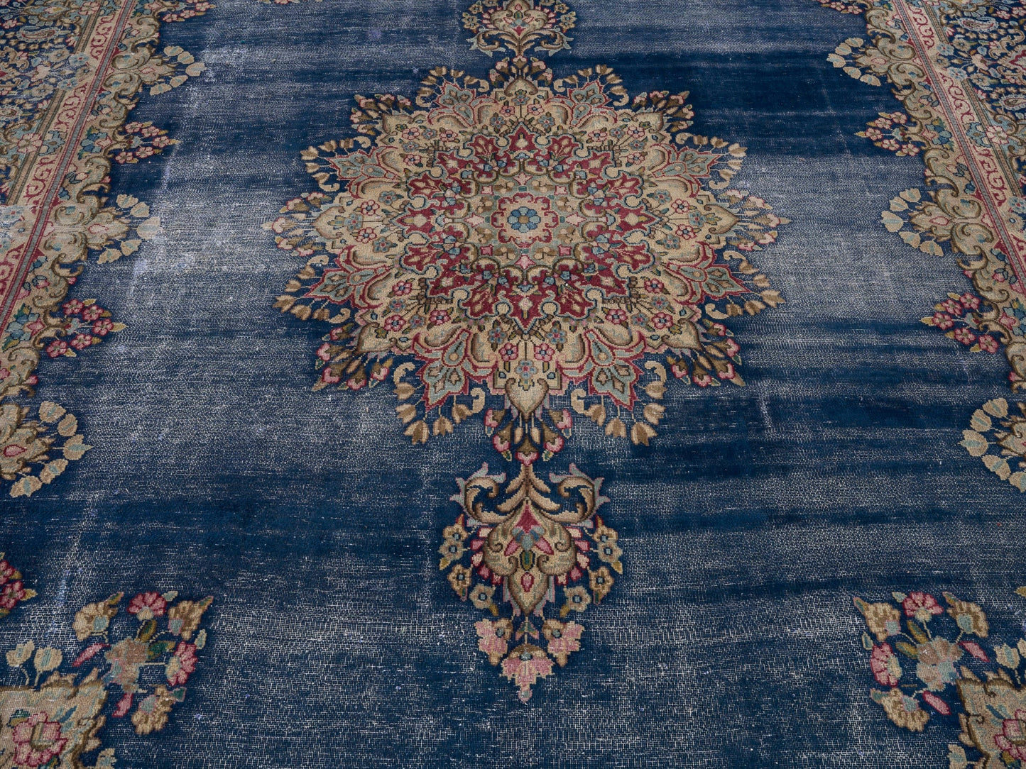 9034 - 7'10" x 10'8"