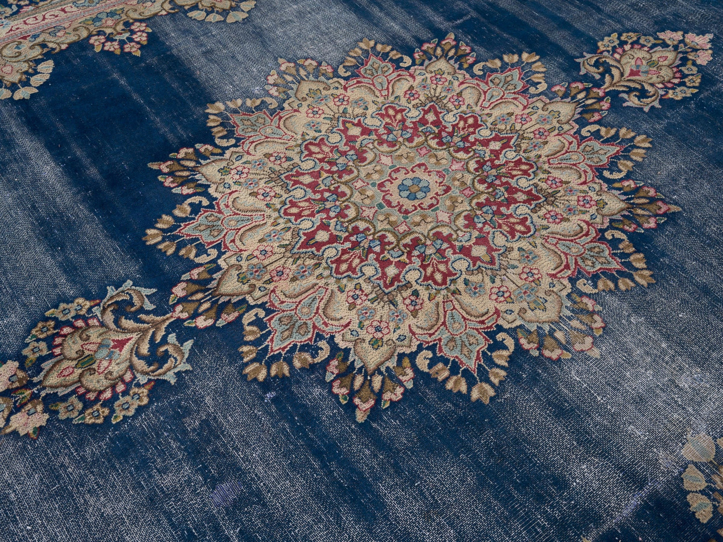 9034 - 7'10" x 10'8"