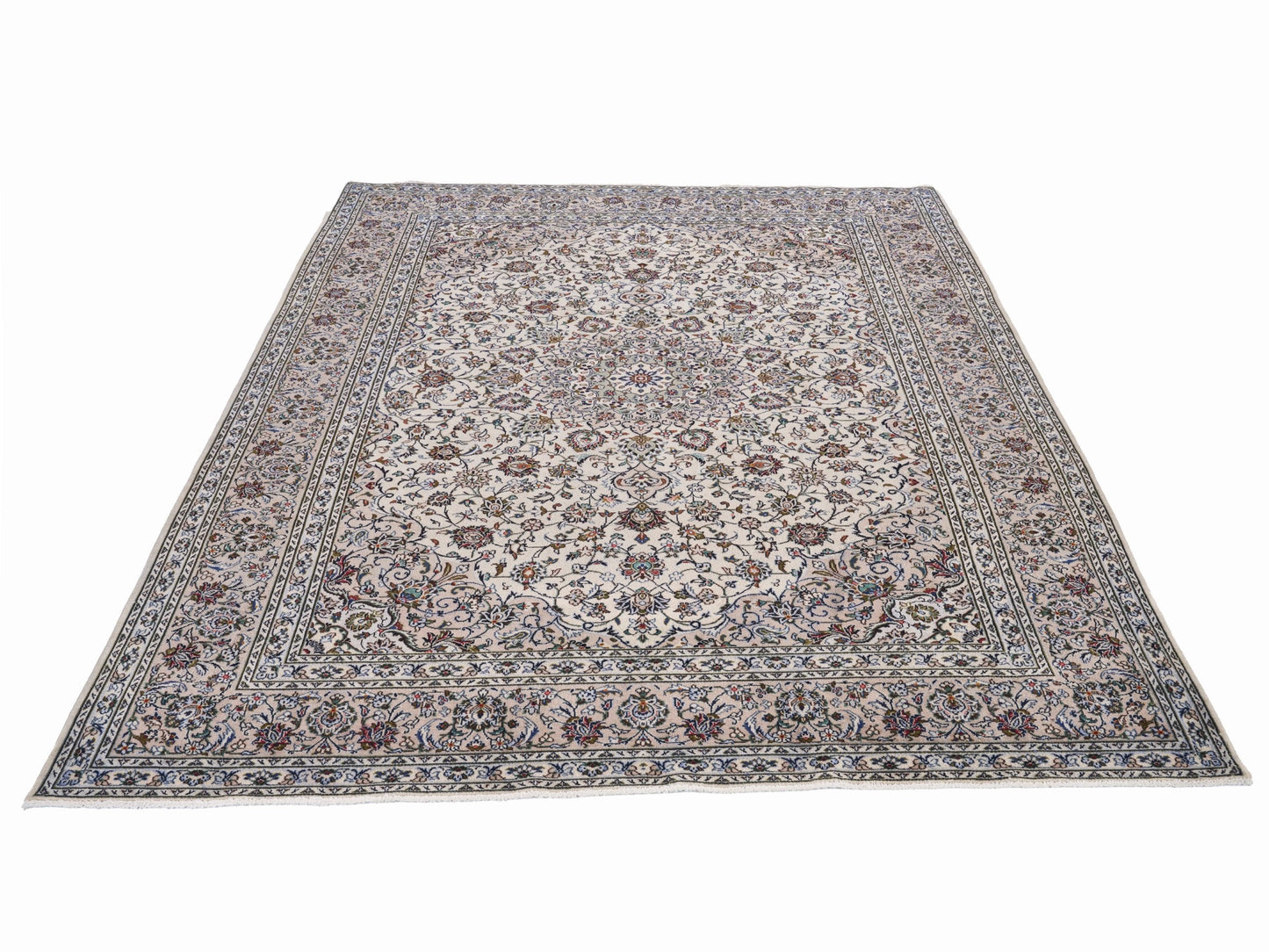 XL282 - 8'2" x 11'6"