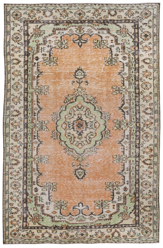 8113 - 5'10" x 8'11"