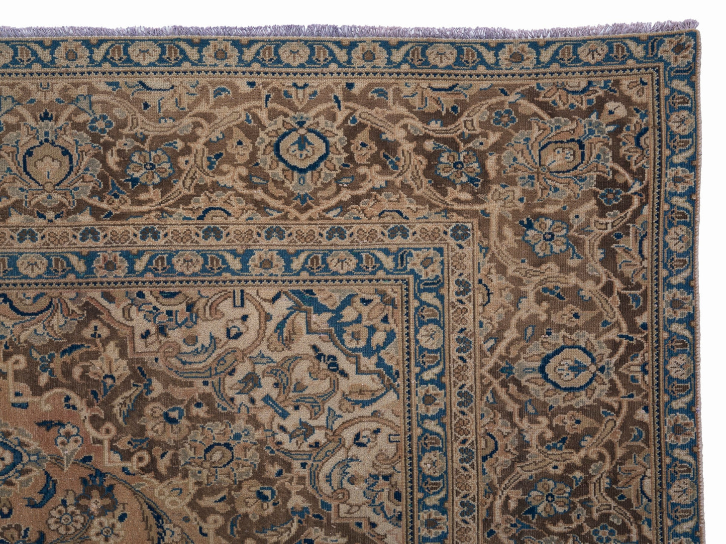 8977 - 9'3" x 12'10"