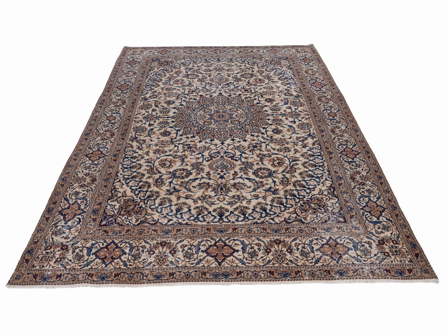 9003 - 7'9" x 11'10"