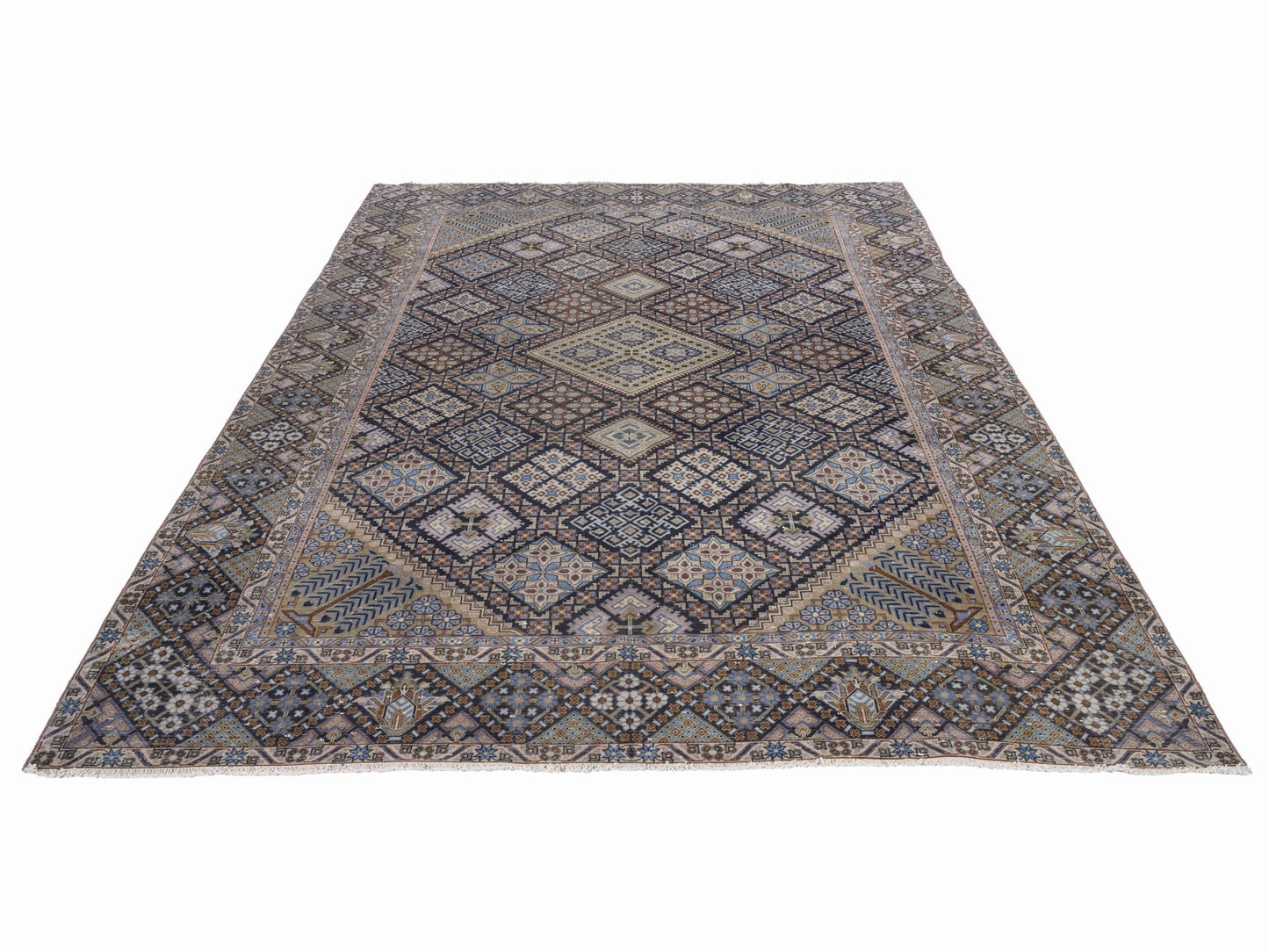 XL145 - 9'1" x 12'10"