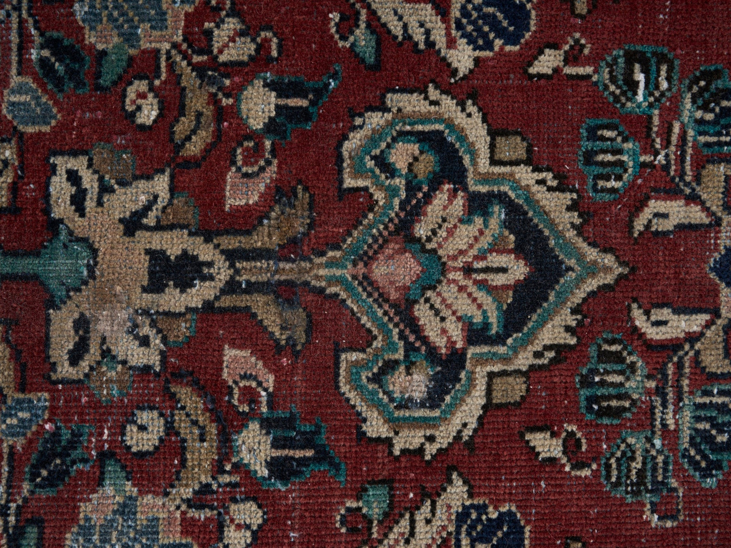 XL257 - 9' x 12'6"