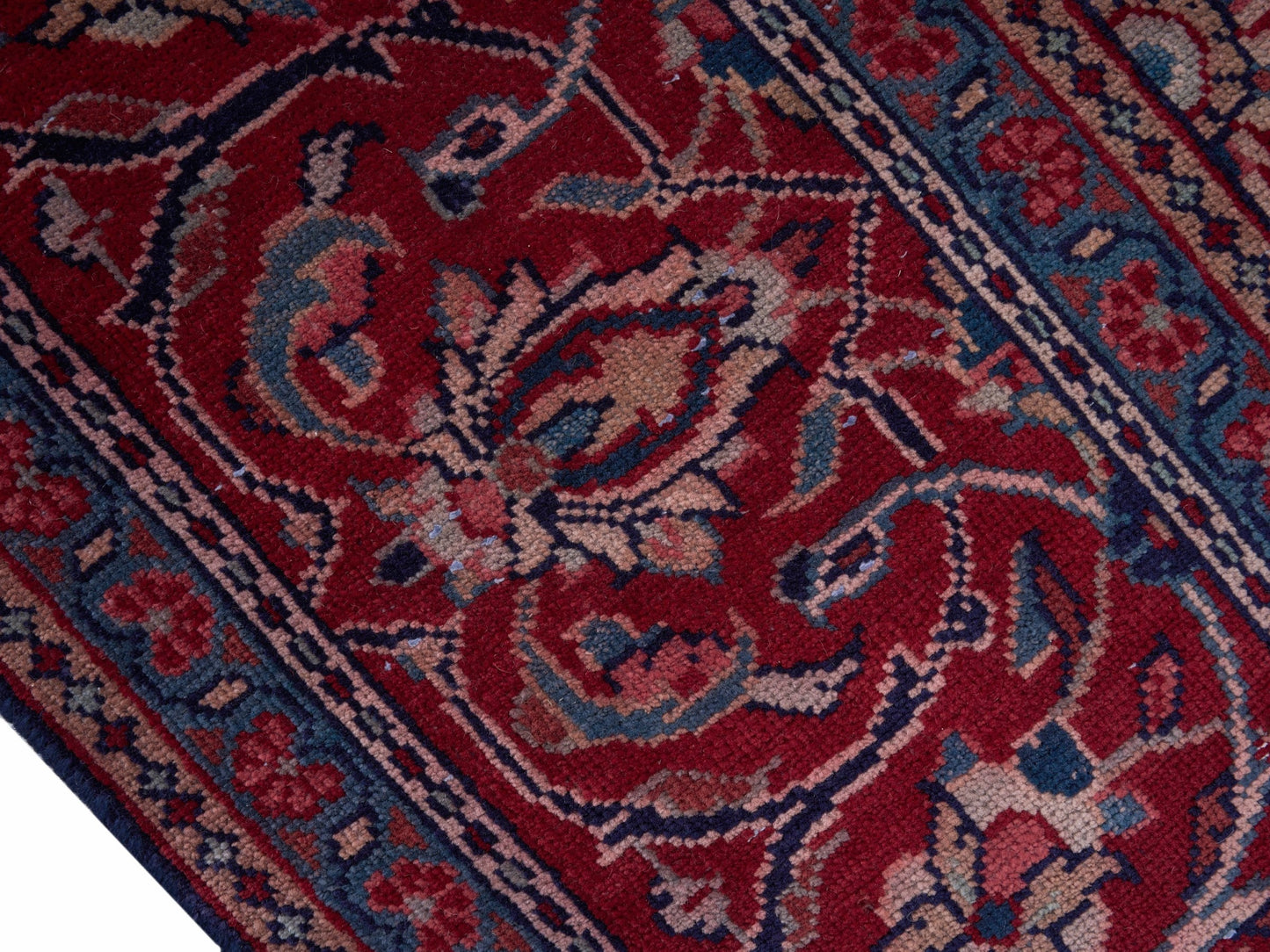 8978 - 9'5" x 12'11"