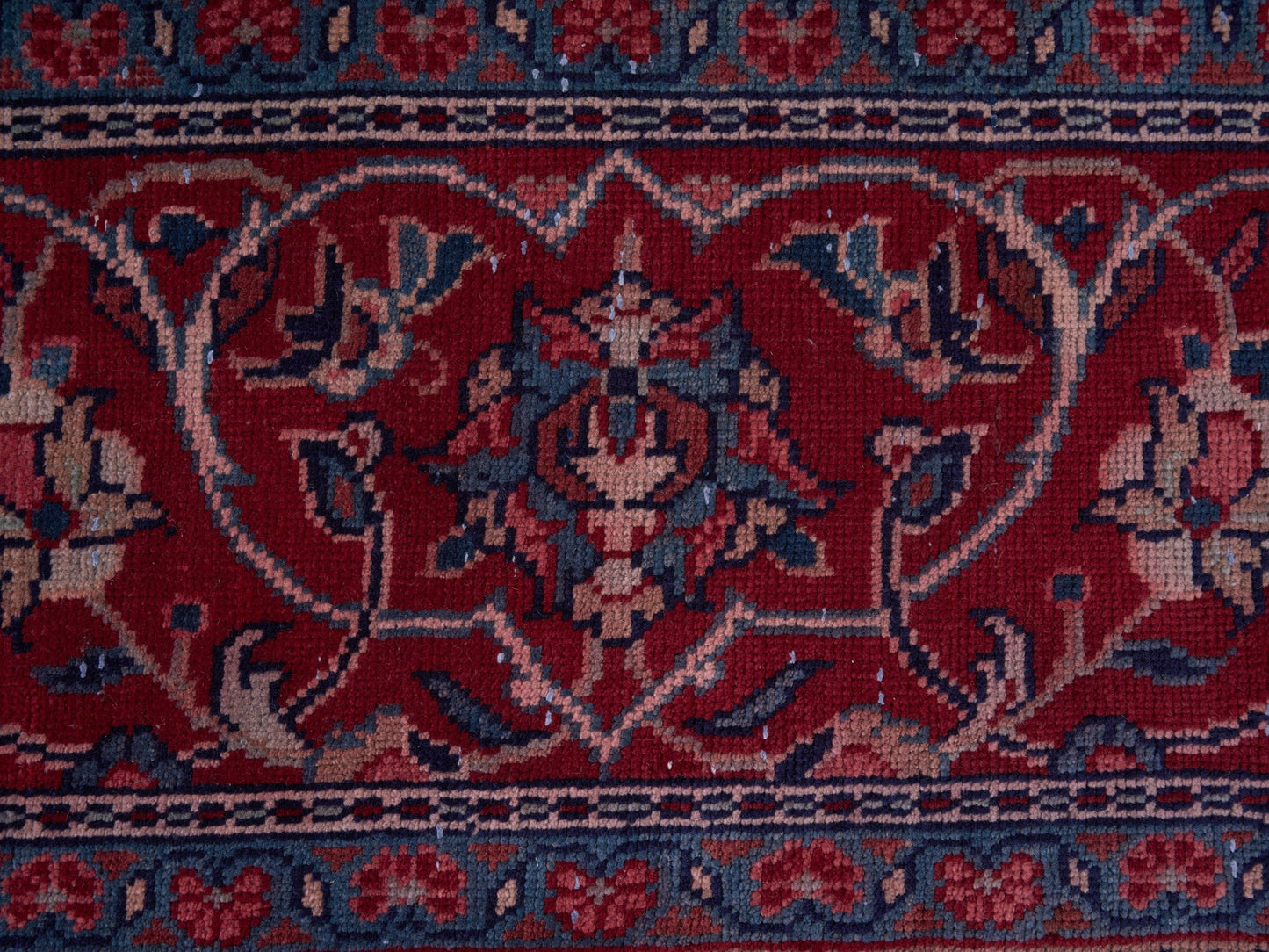 8978 - 9'5" x 12'11"