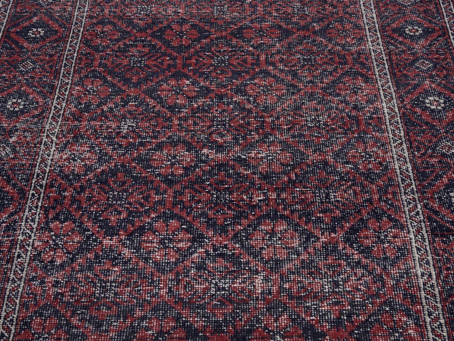 8284 - 4'3" x 7'10"