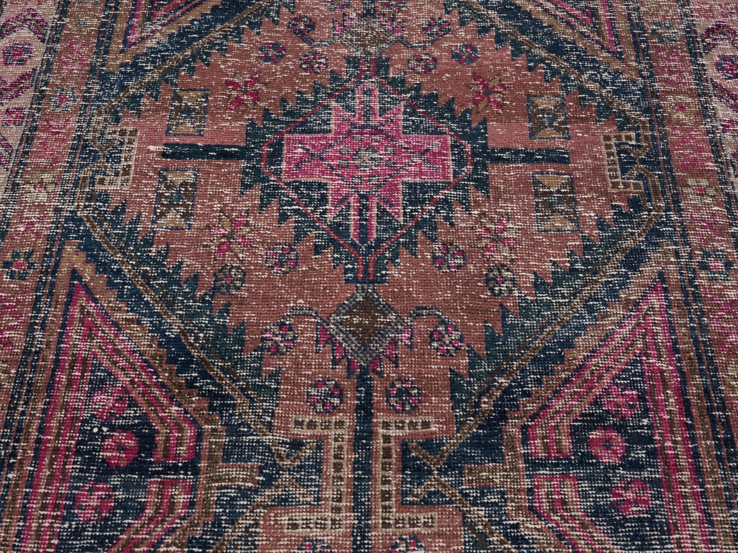 8352 - 4'2" x 8'4"
