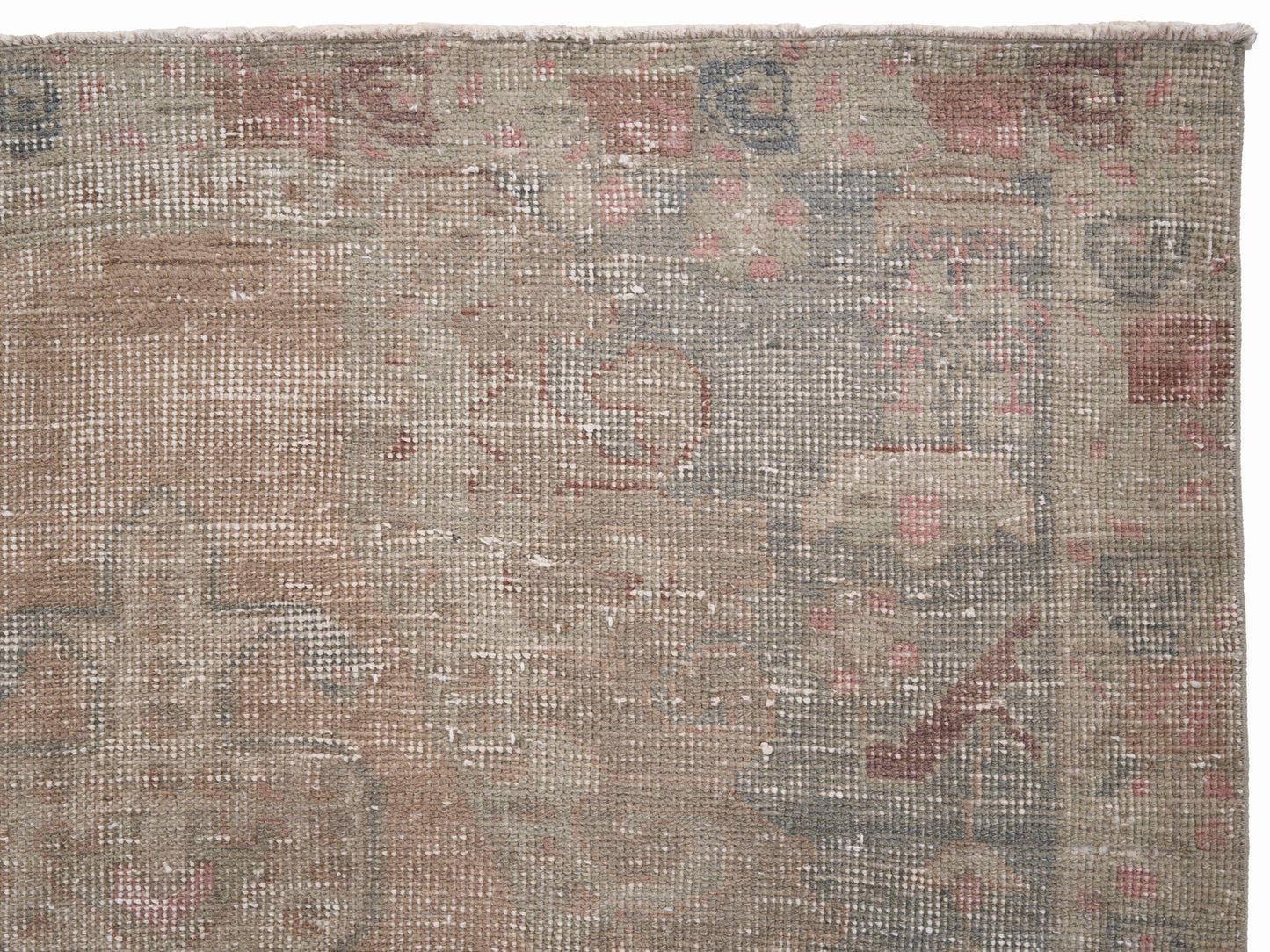 7002 - 4' x 7'3"
